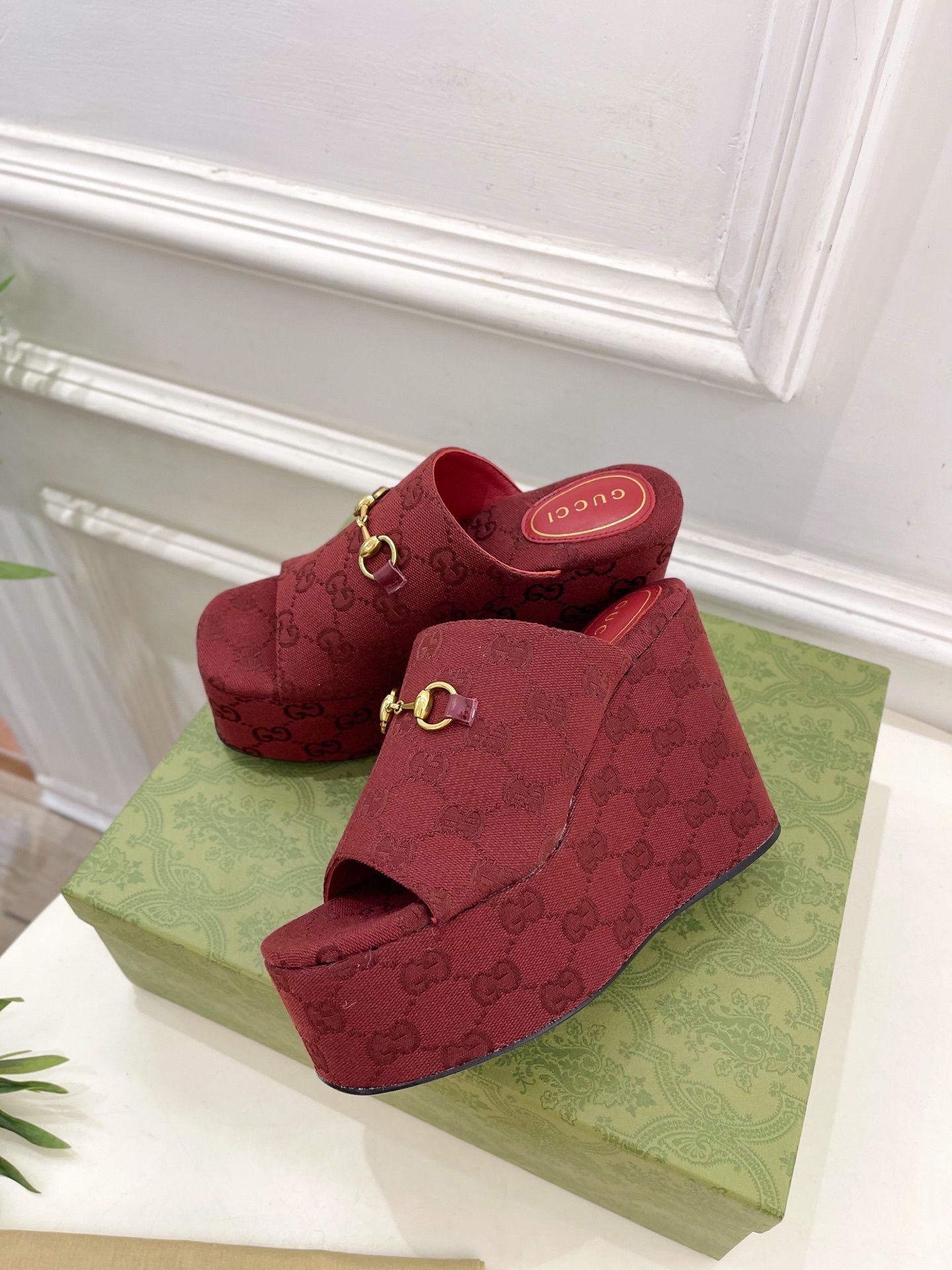Gucci | 古驰 25𝐬𝐬
⭐️ G家 主打系列终于面世,狠货值得期待!原有的经典 创造新