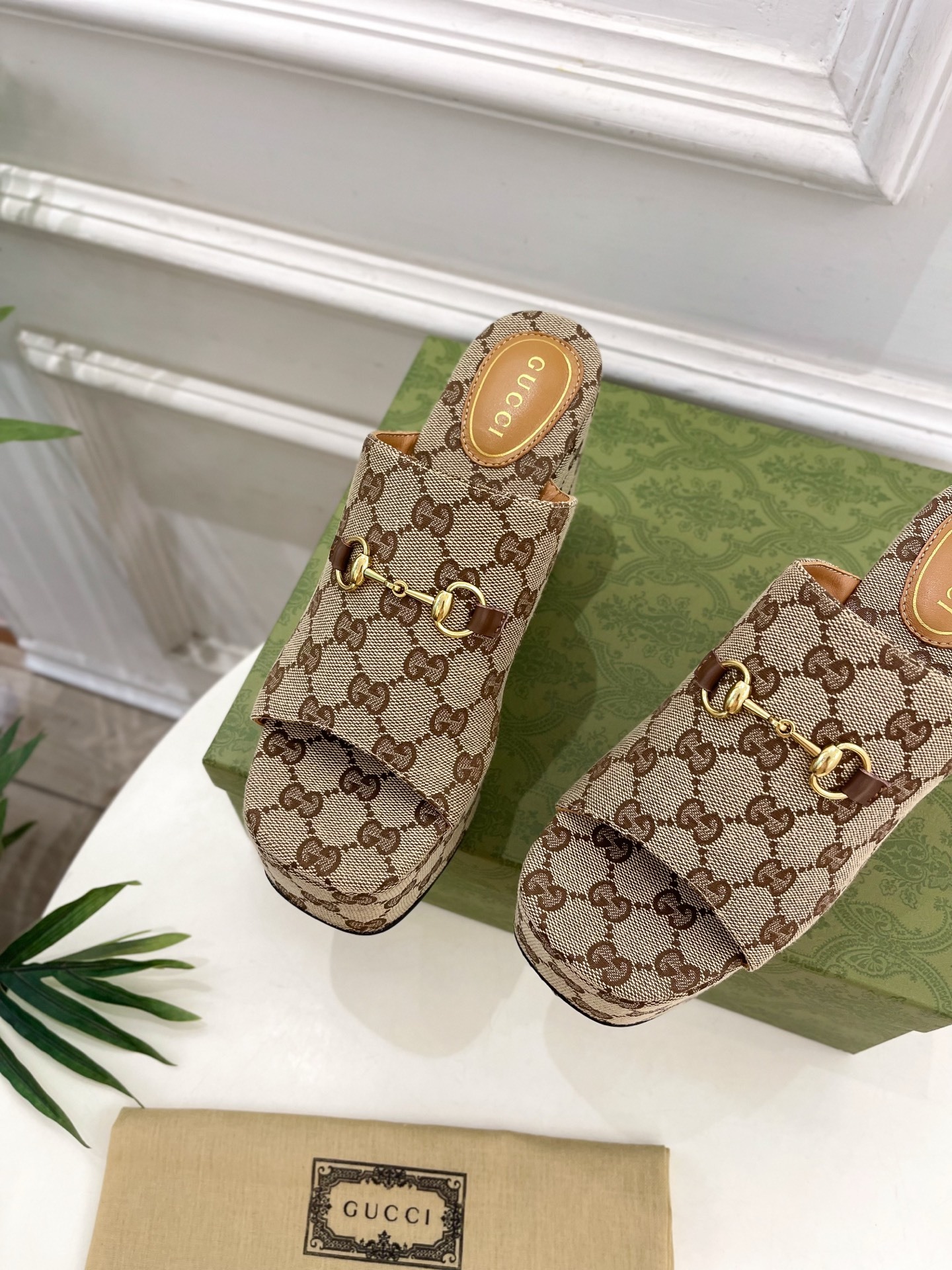 Gucci | 古驰 25𝐬𝐬
⭐️ G家 主打系列终于面世,狠货值得期待!原有的经典 创造新