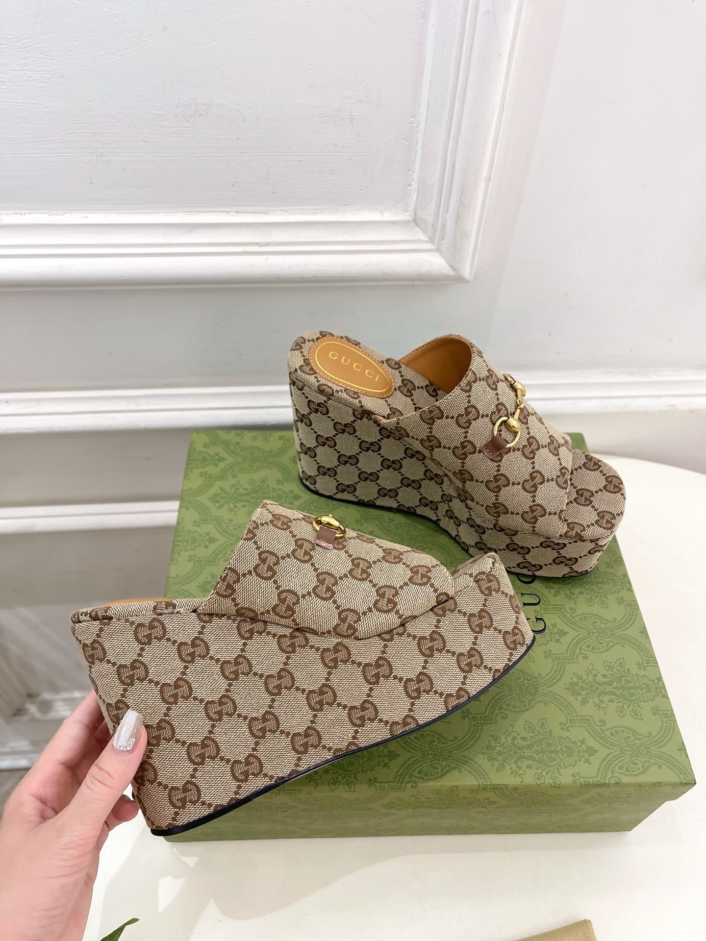 Gucci | 古驰 25𝐬𝐬
⭐️ G家 主打系列终于面世,狠货值得期待!原有的经典 创造新