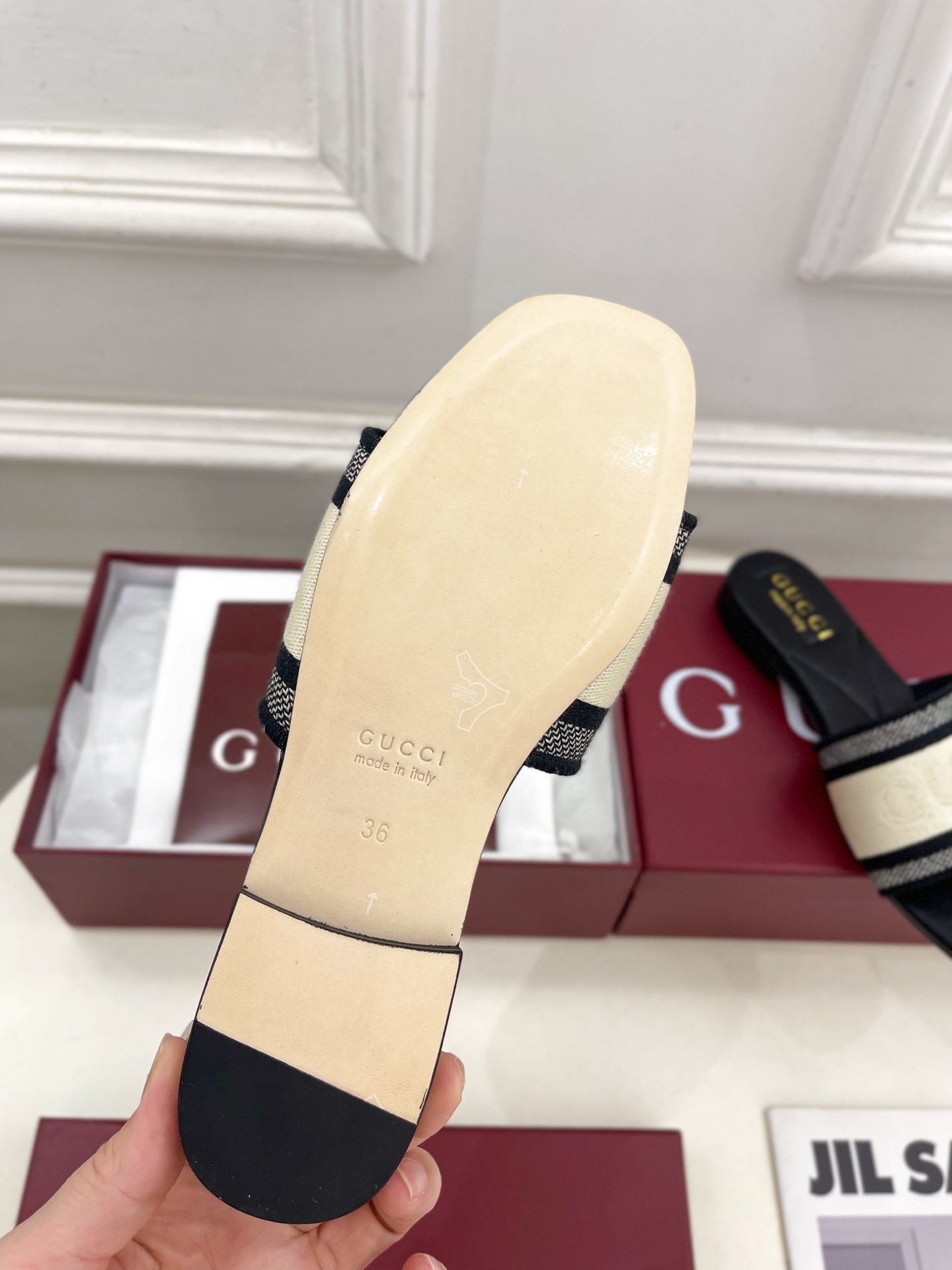 Gucci | 古驰 25𝐬𝐬
⭐️ G家 主打系列终于面世,狠货值得期待!原有的经典 创造