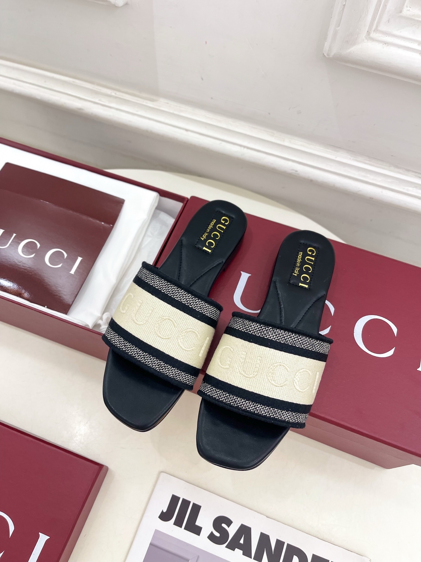 Gucci | 古驰 25𝐬𝐬
⭐️ G家 主打系列终于面世,狠货值得期待!原有的经典 创造