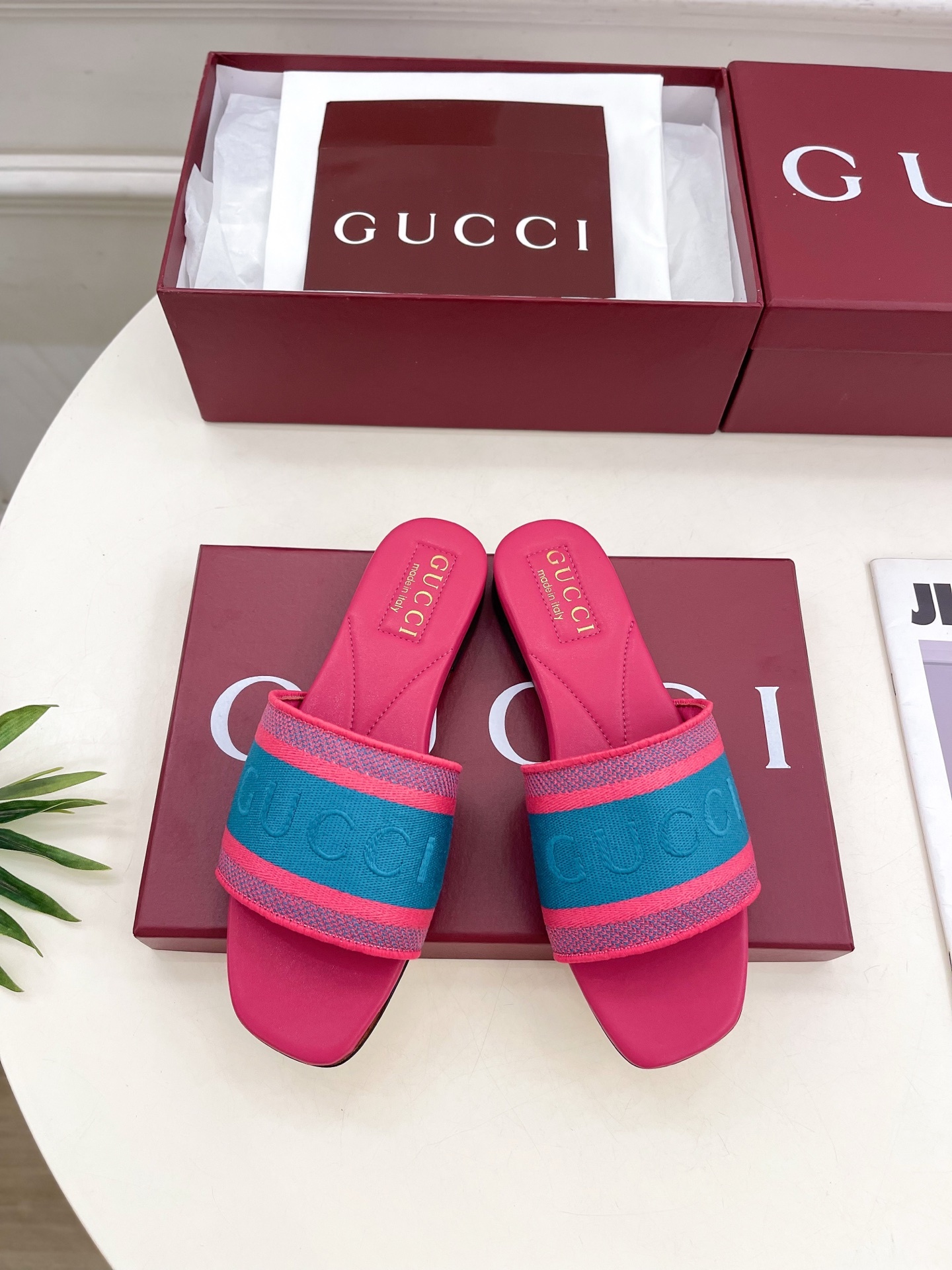 Gucci | 古驰 25𝐬𝐬
⭐️ G家 主打系列终于面世,狠货值得期待!原有的经典 创造