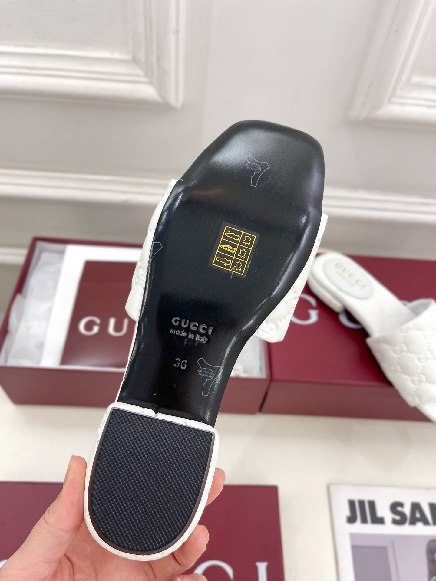 Gucci |  古驰  25𝐬𝐬 

⭐️   G家 主打系列终于面世，狠货值得期待！原有的经典 创造