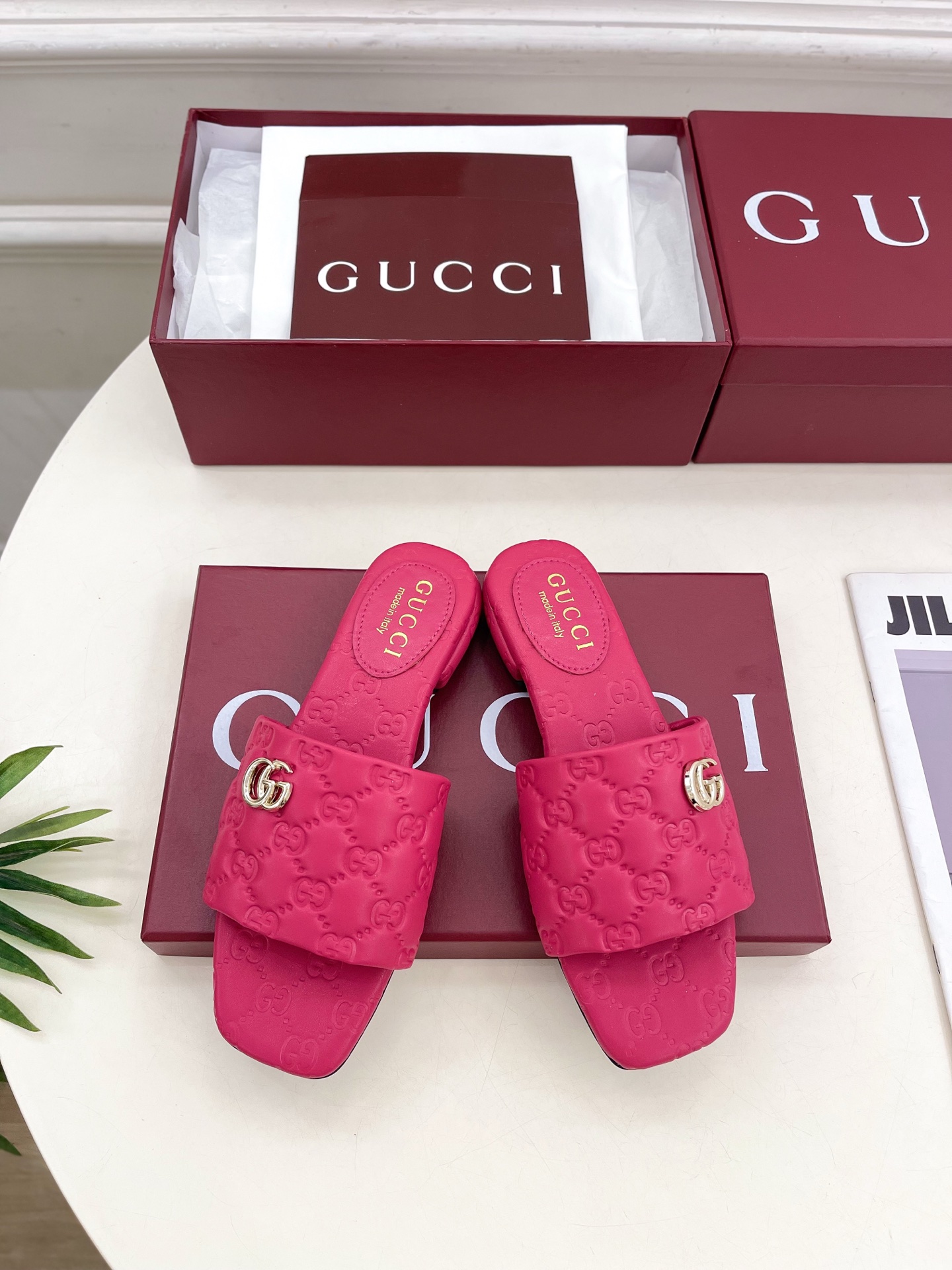 Gucci |  古驰  25𝐬𝐬 

⭐️   G家 主打系列终于面世，狠货值得期待！原有的经典 创造