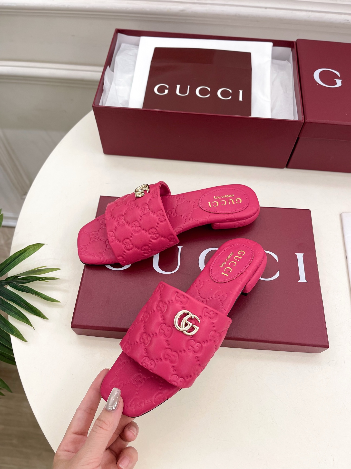 Gucci |  古驰  25𝐬𝐬 

⭐️   G家 主打系列终于面世，狠货值得期待！原有的经典 创造