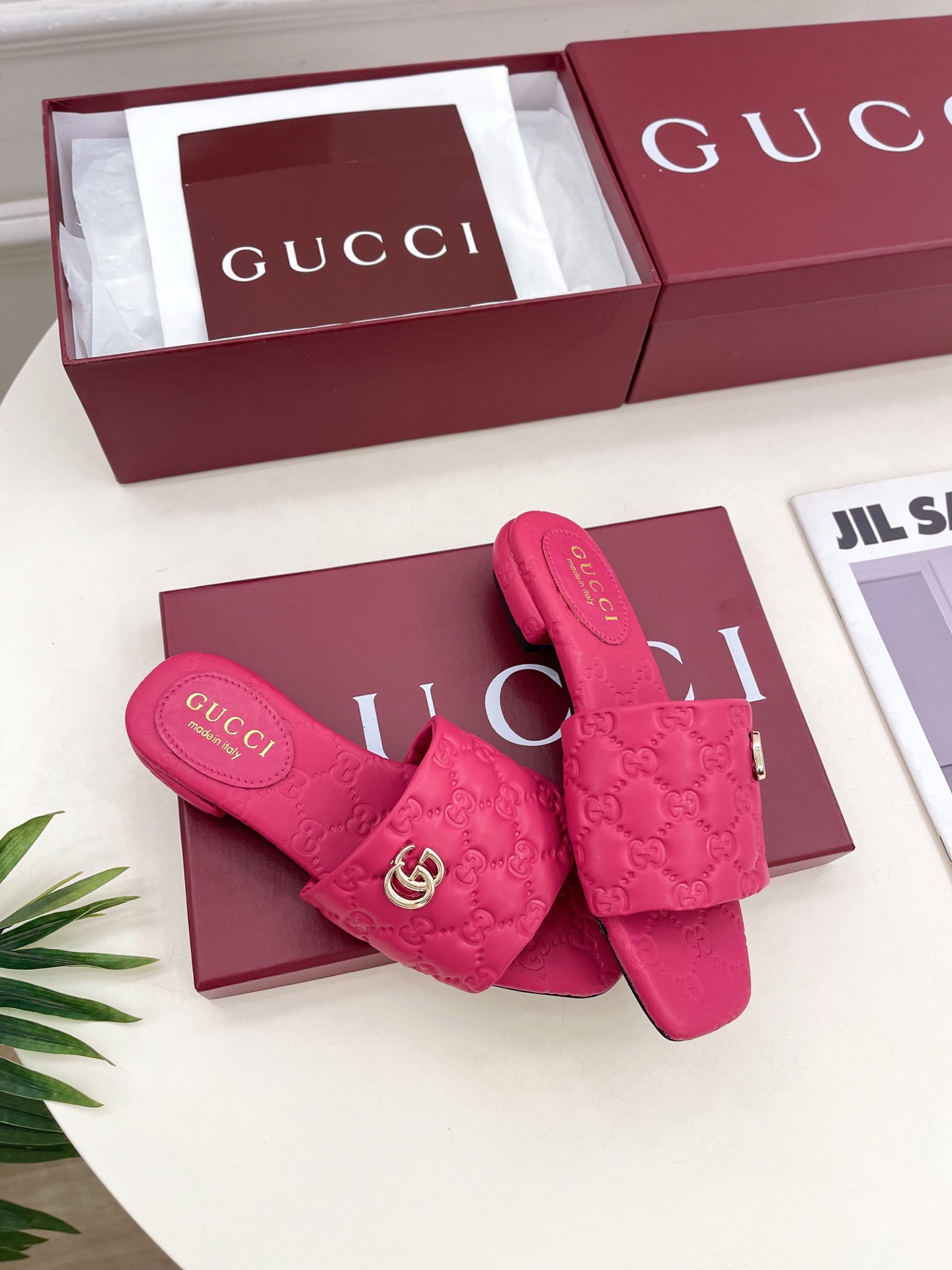 Gucci |  古驰  25𝐬𝐬 

⭐️   G家 主打系列终于面世，狠货值得期待！原有的经典 创造