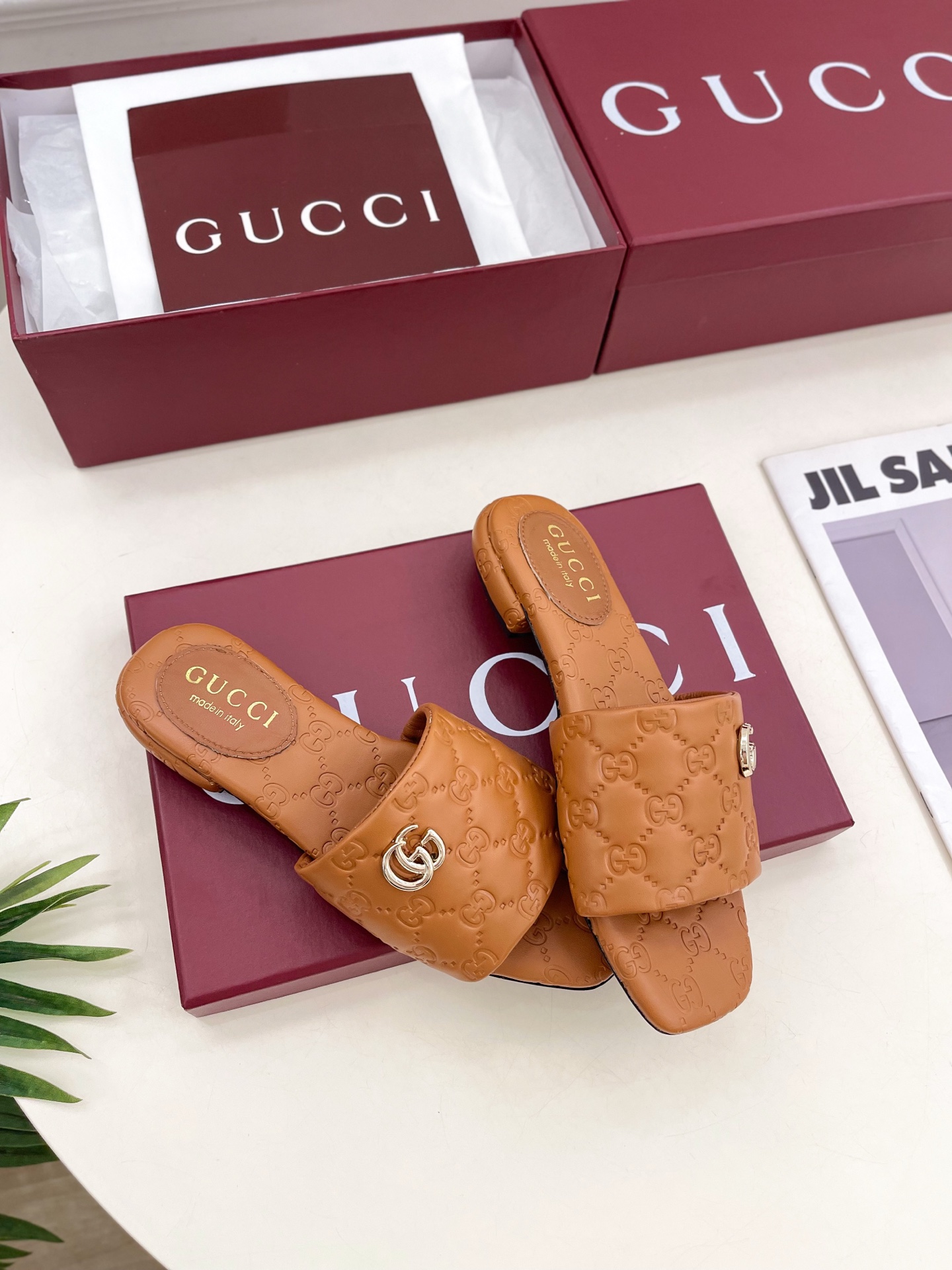 Gucci |  古驰  25𝐬𝐬 

⭐️   G家 主打系列终于面世，狠货值得期待！原有的经典 创造