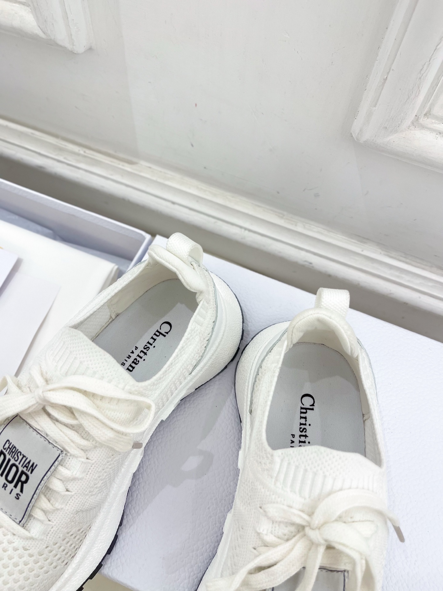 Dior |  迪奥  25𝐬𝐬 

🧡💚2025早春新品 顶级版本⚠️
专柜主打新款Run'n'Dio