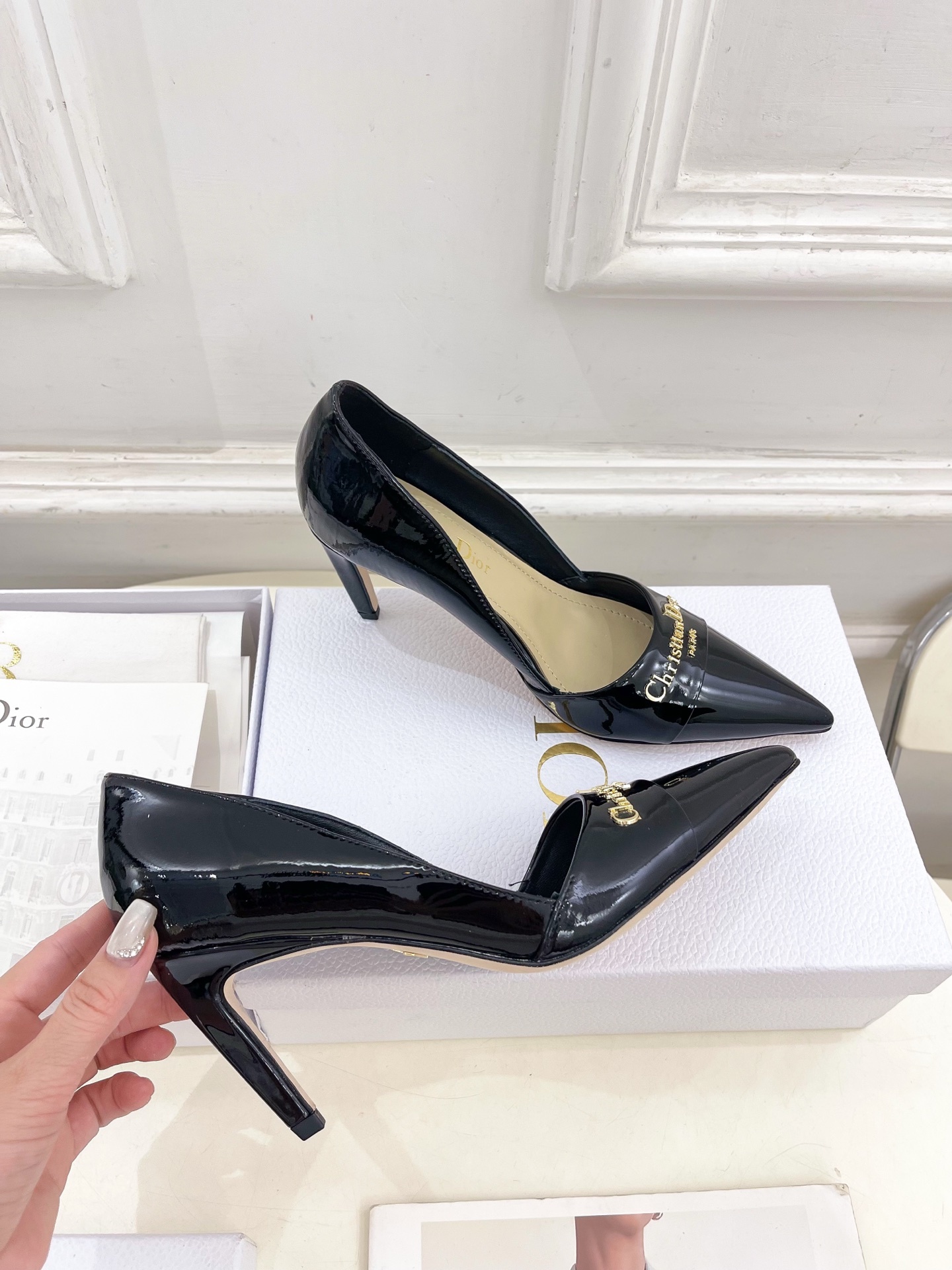 Dior | 迪奥 25𝐬𝐬
🧡💚2025春夏新品 顶级版本⚠️
专柜主打新款My Dior 尖
