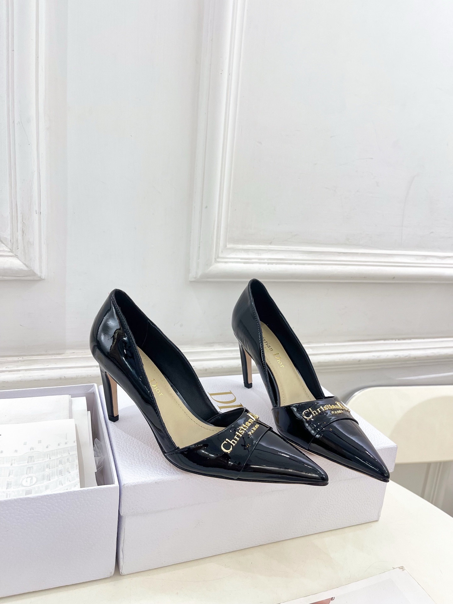 Dior | 迪奥 25𝐬𝐬
🧡💚2025春夏新品 顶级版本⚠️
专柜主打新款My Dior 尖