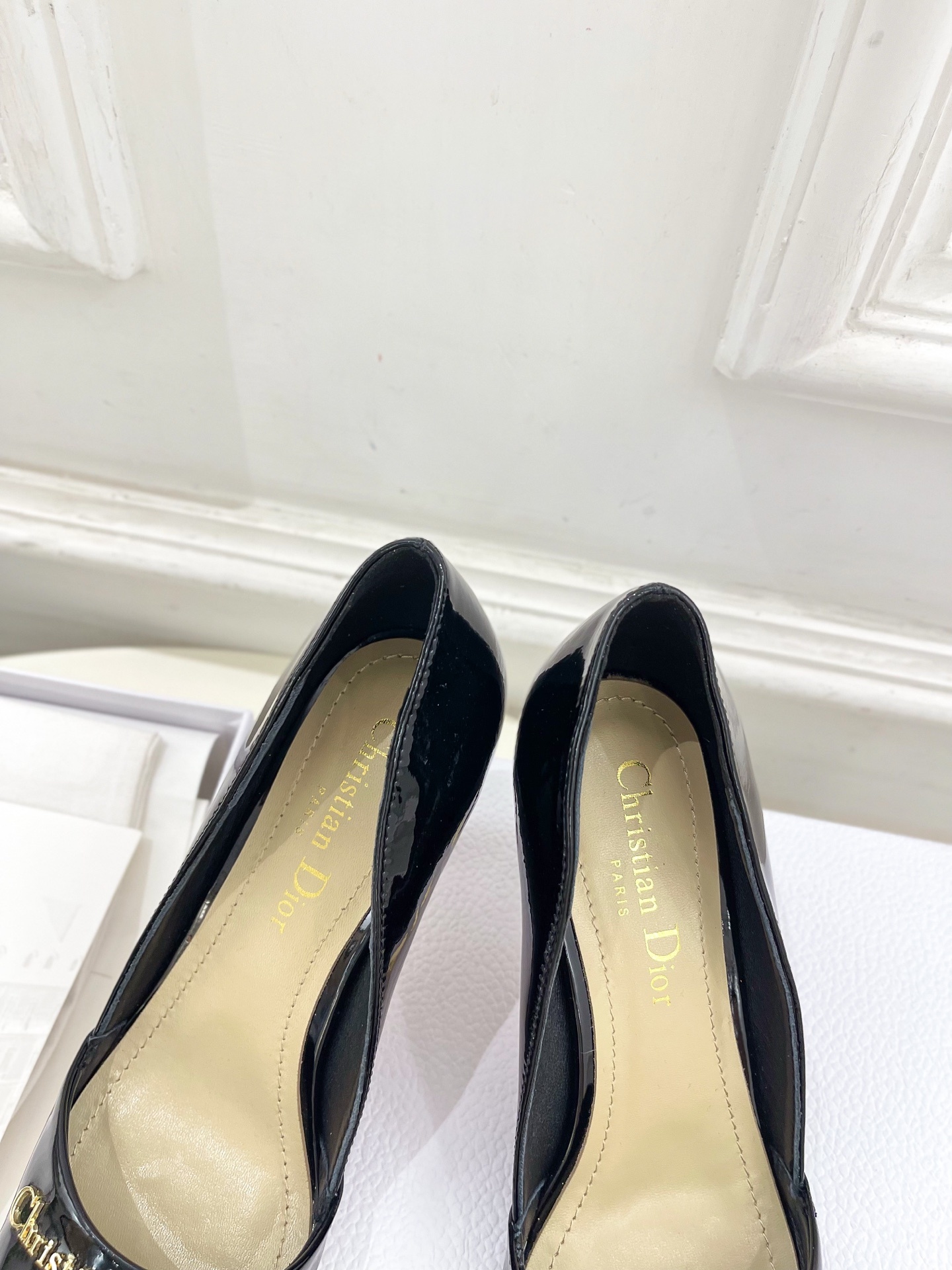 Dior | 迪奥 25𝐬𝐬
🧡💚2025春夏新品 顶级版本⚠️
专柜主打新款My Dior 尖