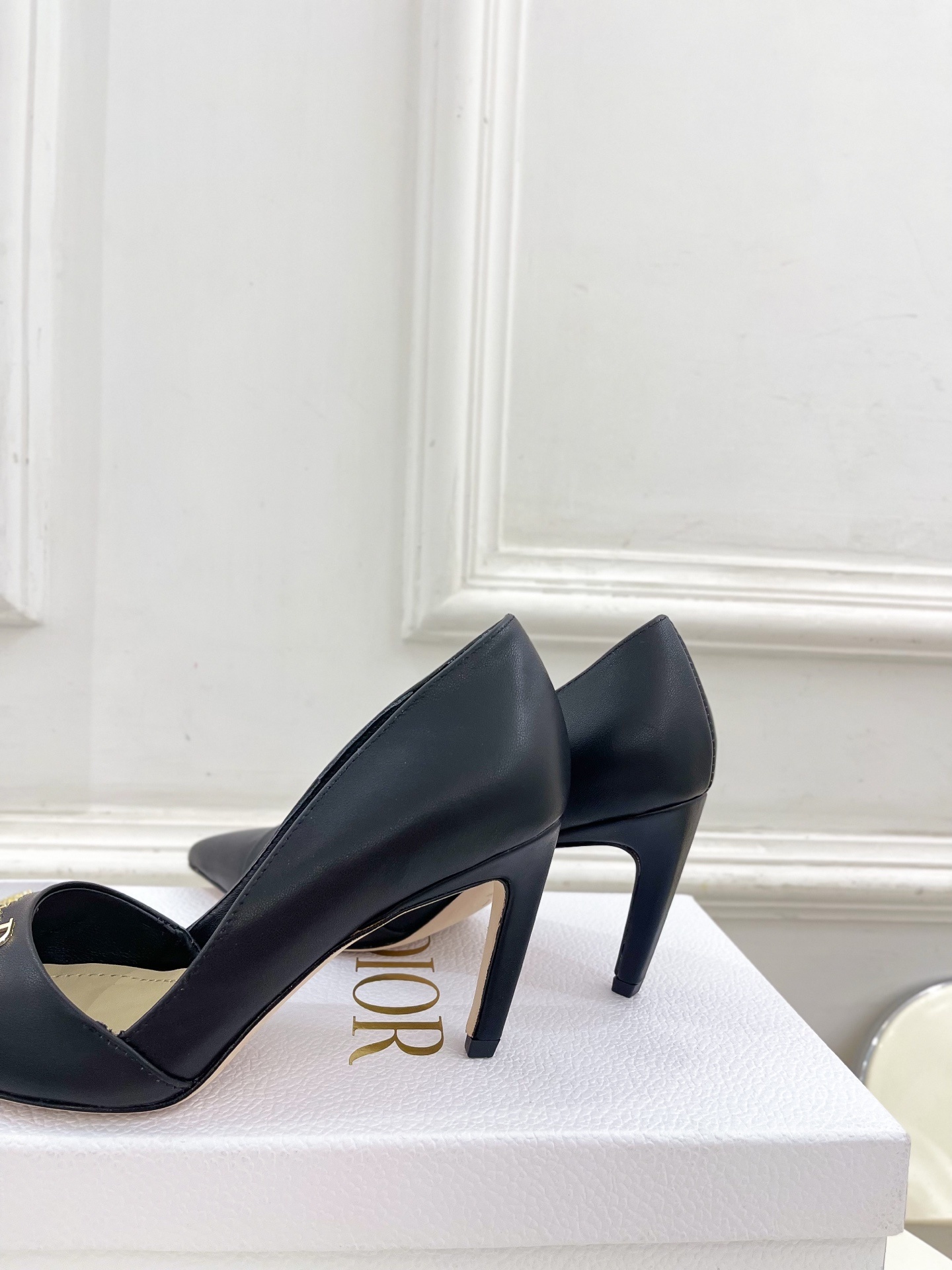 Dior | 迪奥 25𝐬𝐬
🧡💚2025春夏新品 顶级版本⚠️
专柜主打新款My Dior 尖
