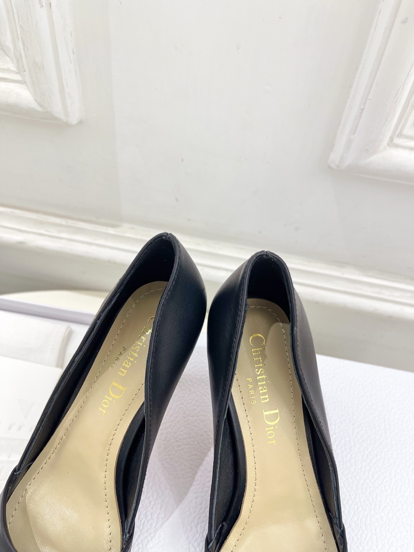 Dior | 迪奥 25𝐬𝐬
🧡💚2025春夏新品 顶级版本⚠️
专柜主打新款My Dior 尖