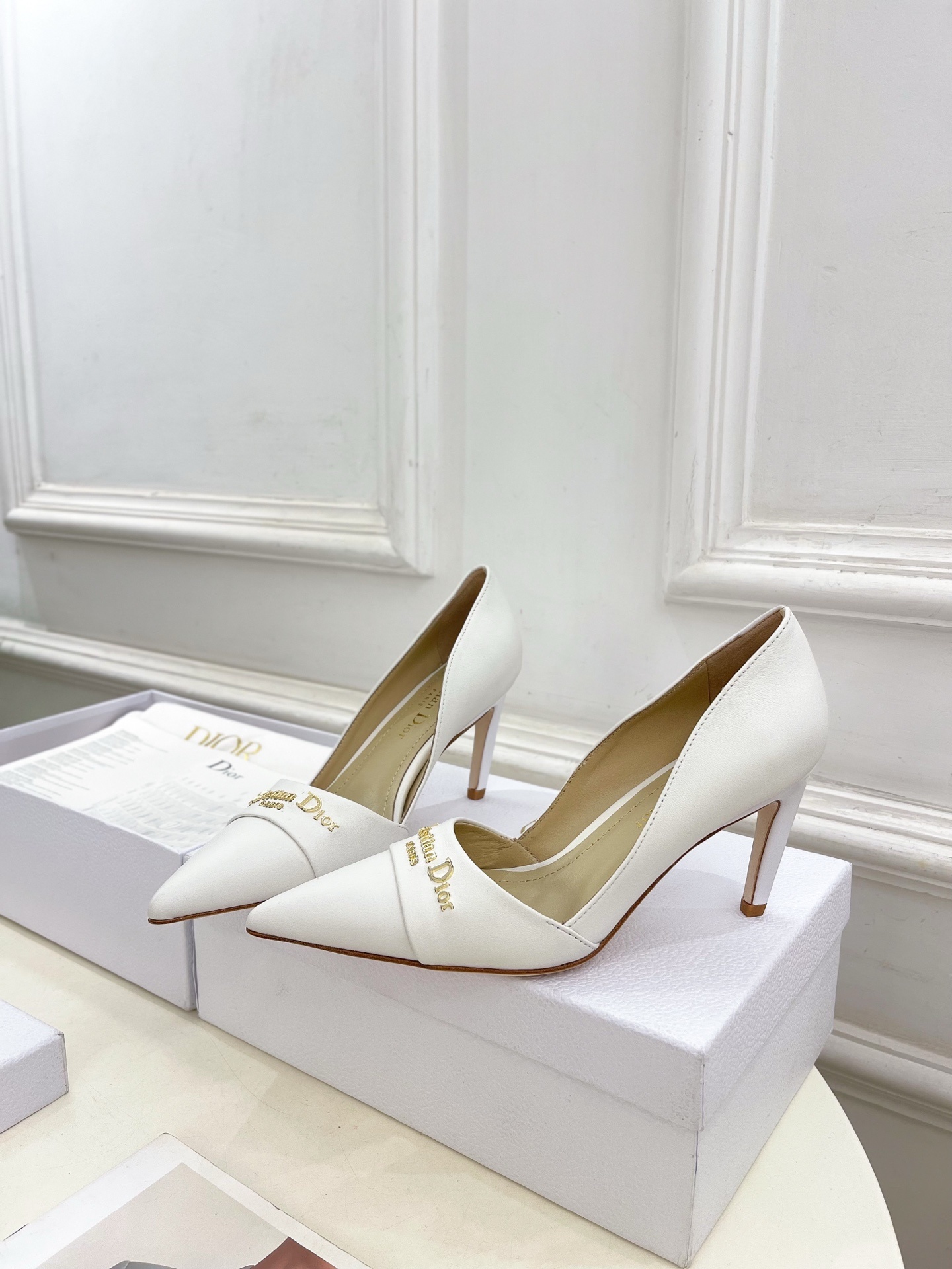 Dior | 迪奥 25𝐬𝐬
🧡💚2025春夏新品 顶级版本⚠️
专柜主打新款My Dior 尖