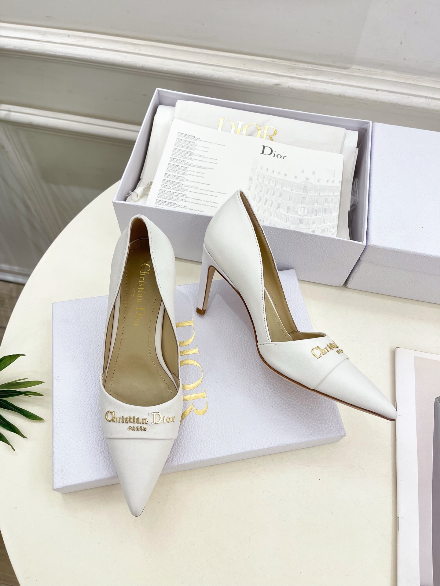Dior | 迪奥 25𝐬𝐬
🧡💚2025春夏新品 顶级版本⚠️
专柜主打新款My Dior 尖