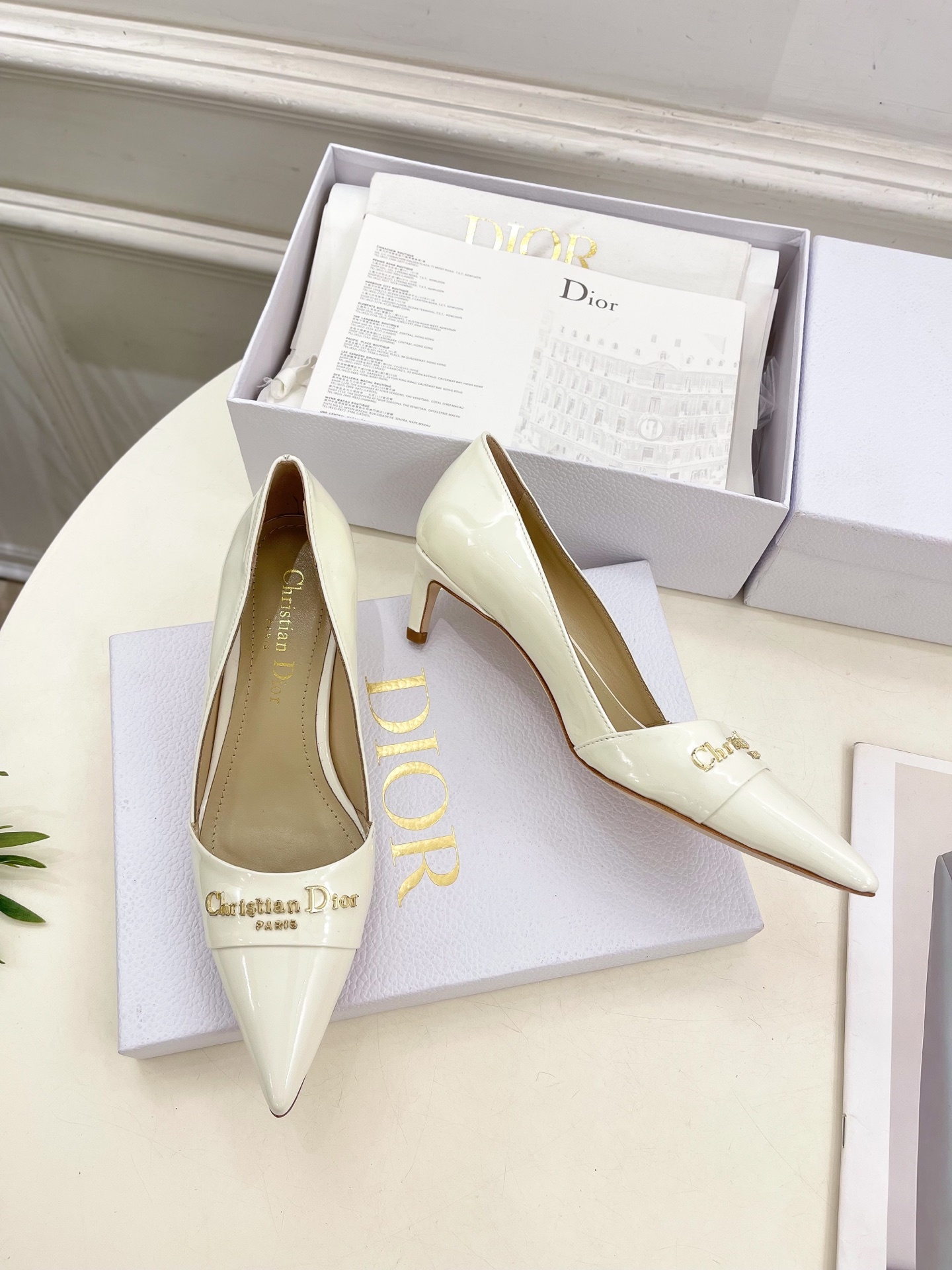 Dior | 迪奥 25𝐬𝐬
🧡💚2025春夏新品 顶级版本⚠️
专柜主打新款My Dior 尖