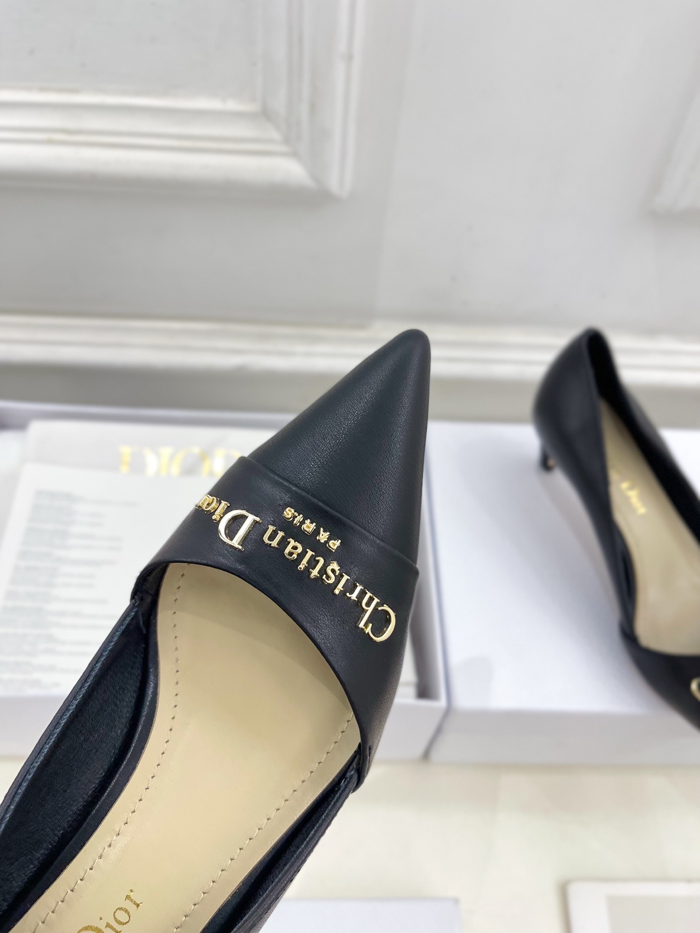 Dior | 迪奥 25𝐬𝐬
🧡💚2025春夏新品 顶级版本⚠️
专柜主打新款My Dior 尖