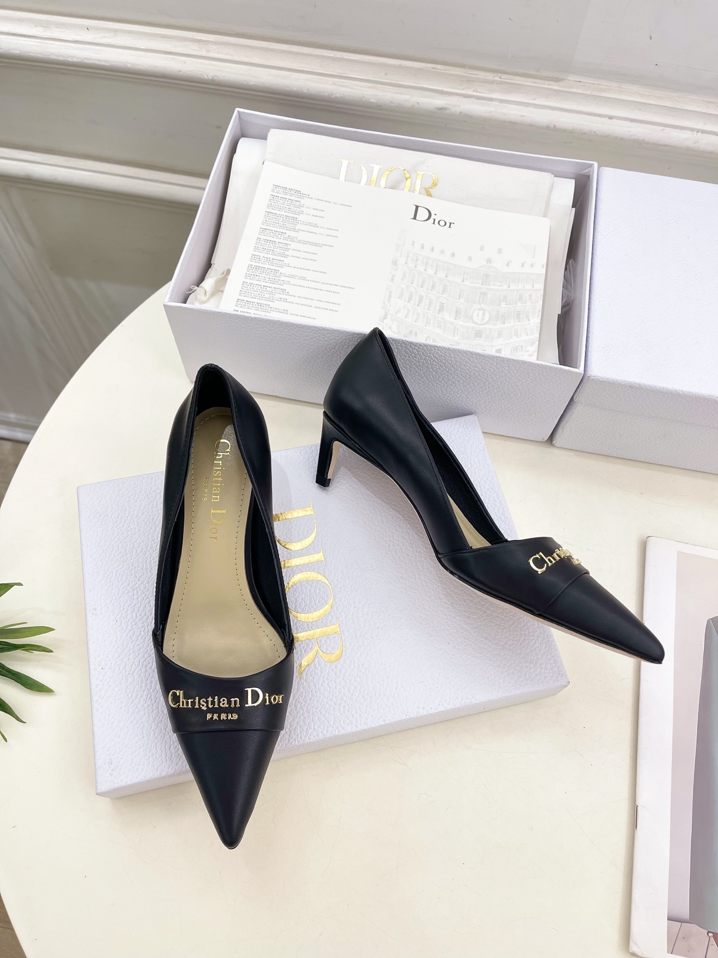 Dior | 迪奥 25𝐬𝐬
🧡💚2025春夏新品 顶级版本⚠️
专柜主打新款My Dior 尖