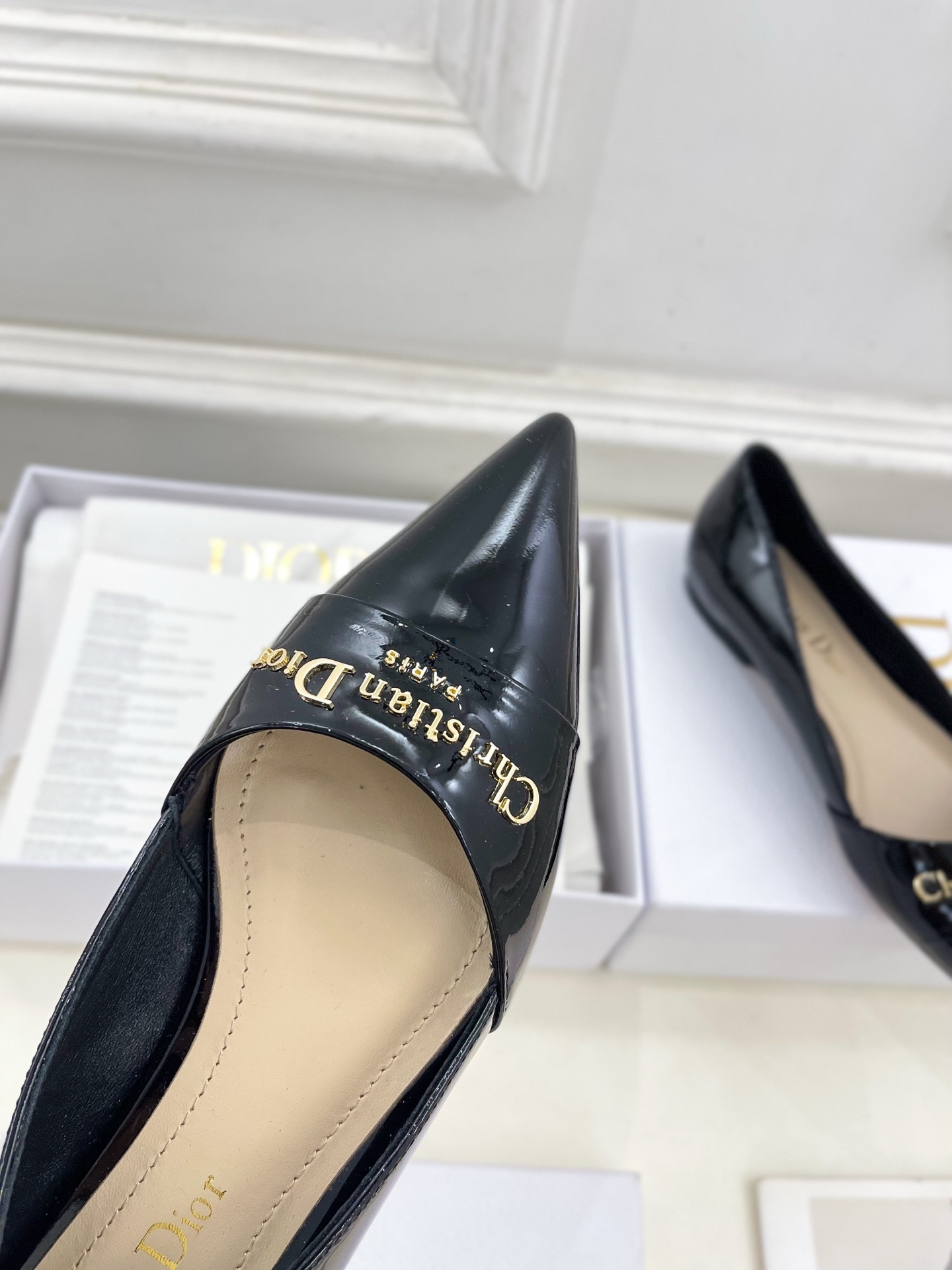 Dior | 迪奥 25𝐬𝐬
🧡💚2025春夏新品 顶级版本⚠️
专柜主打新款My Dior 尖