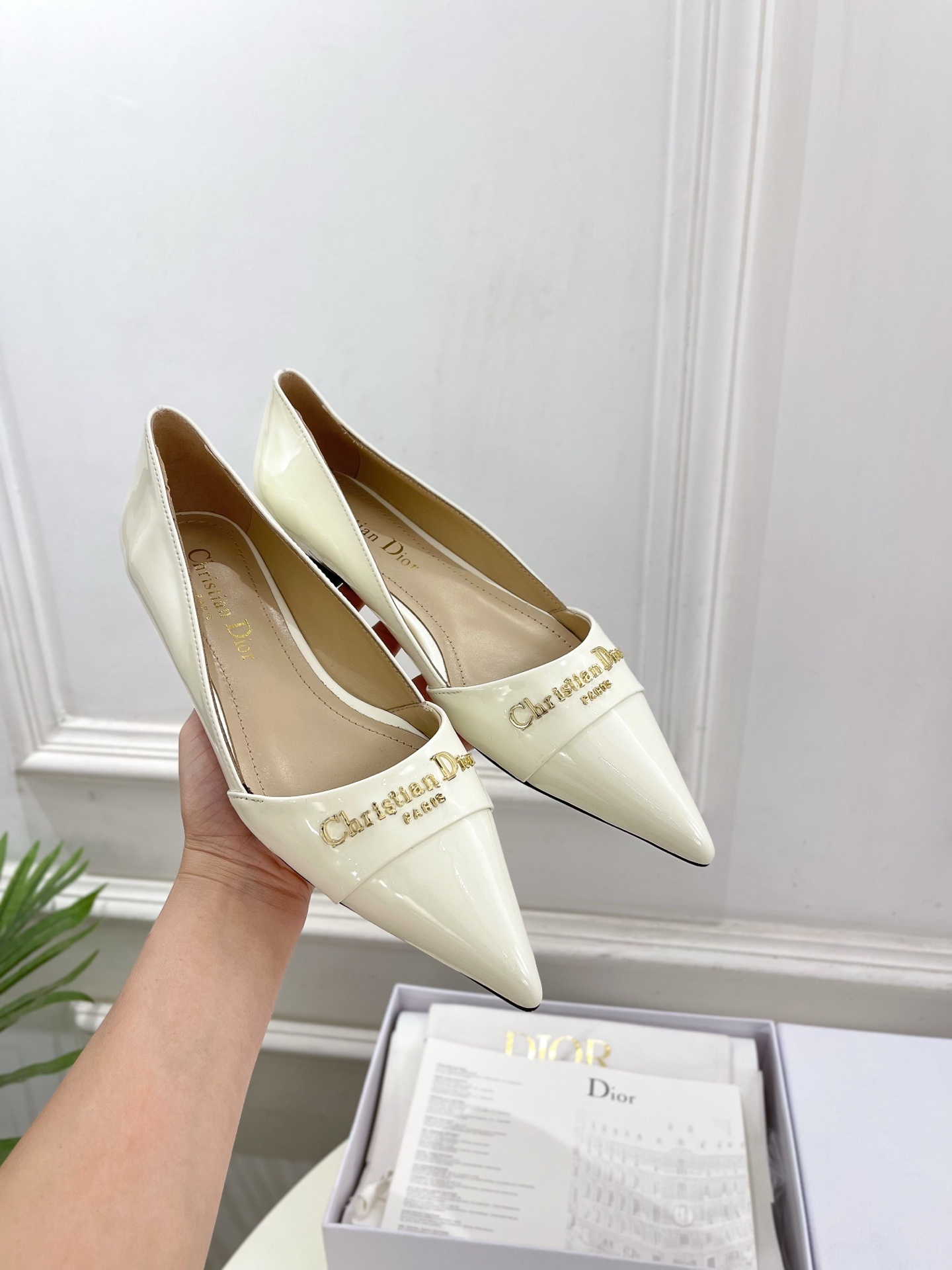 Dior | 迪奥 25𝐬𝐬
🧡💚2025春夏新品 顶级版本⚠️
专柜主打新款My Dior 尖