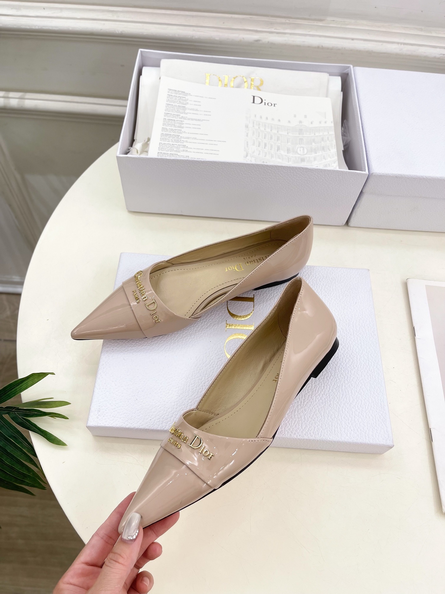 Dior | 迪奥 25𝐬𝐬
🧡💚2025春夏新品 顶级版本⚠️
专柜主打新款My Dior 尖