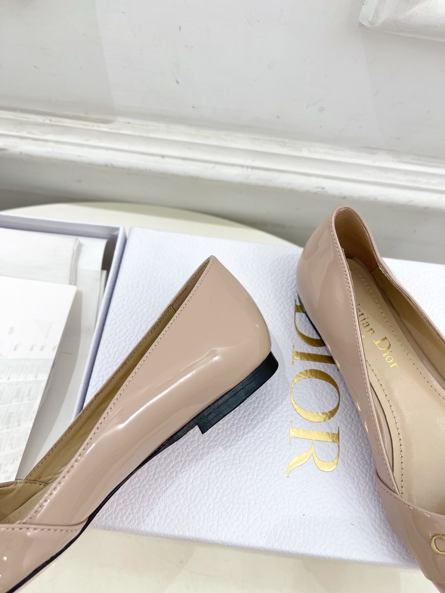 Dior | 迪奥 25𝐬𝐬
🧡💚2025春夏新品 顶级版本⚠️
专柜主打新款My Dior 尖