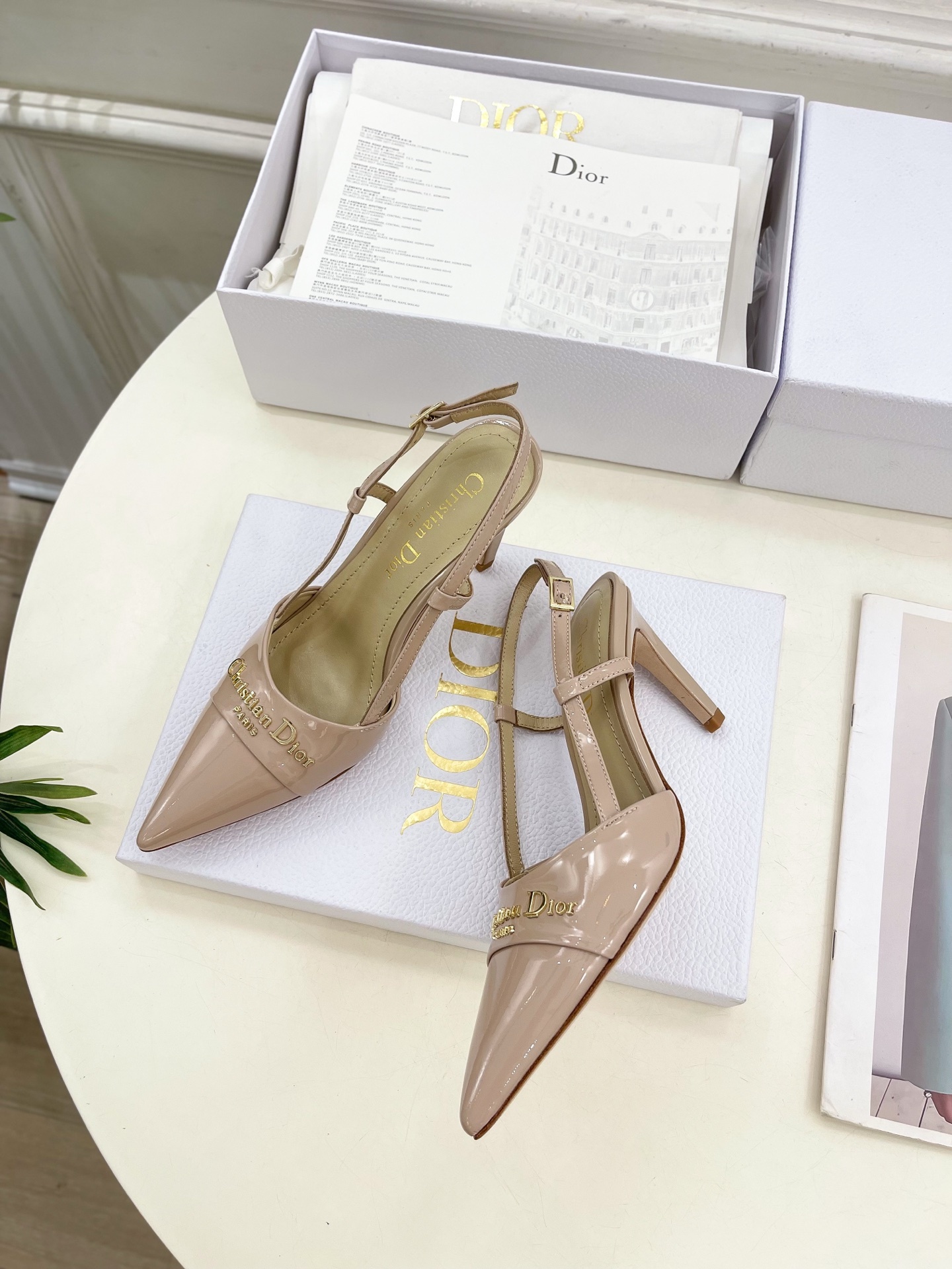 Dior | 迪奥 25𝐬𝐬
🧡💚2025春夏新品 顶级版本⚠️
专柜主打新款My Dior 尖
