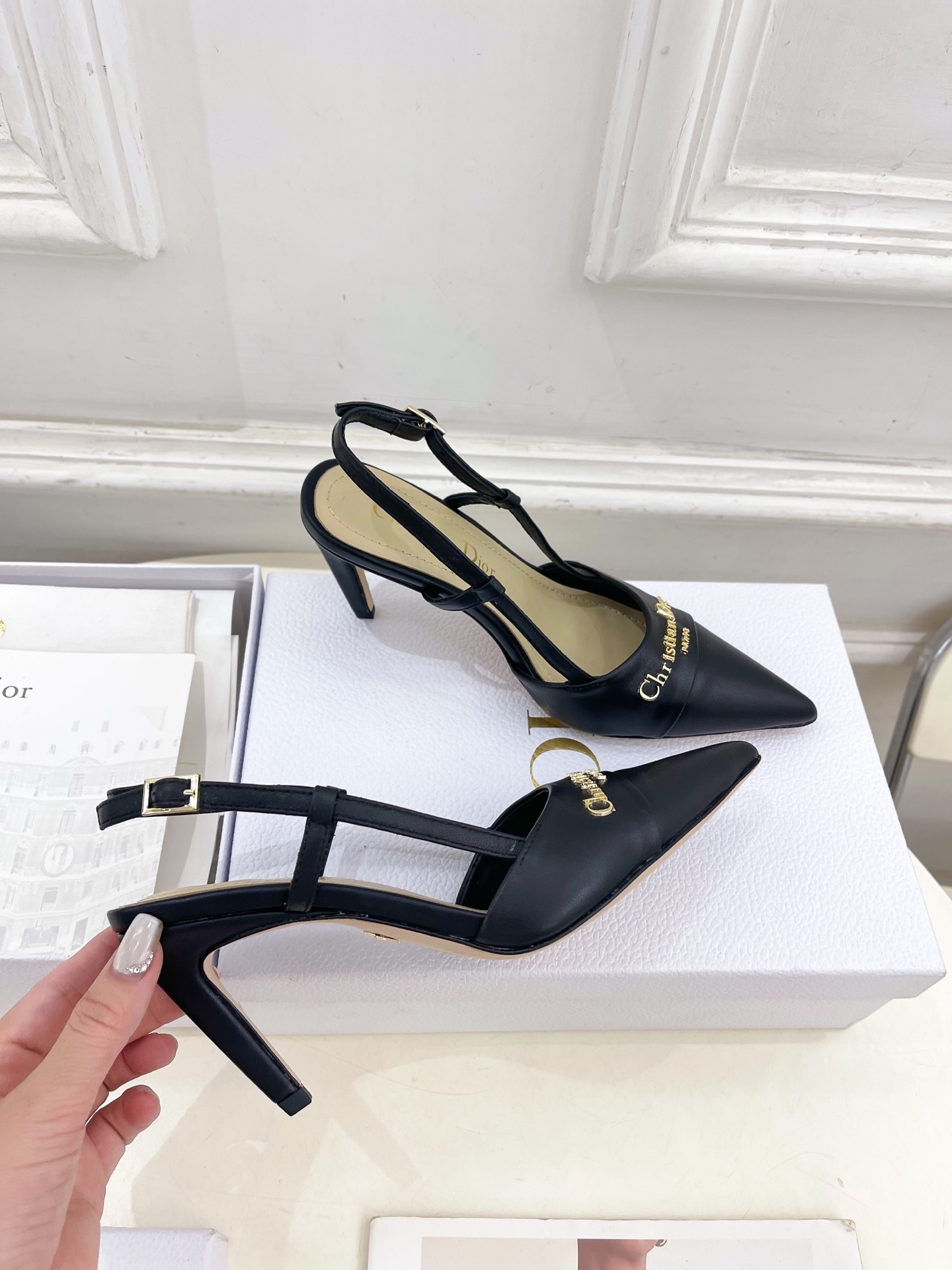 Dior | 迪奥 25𝐬𝐬
🧡💚2025春夏新品 顶级版本⚠️
专柜主打新款My Dior 尖