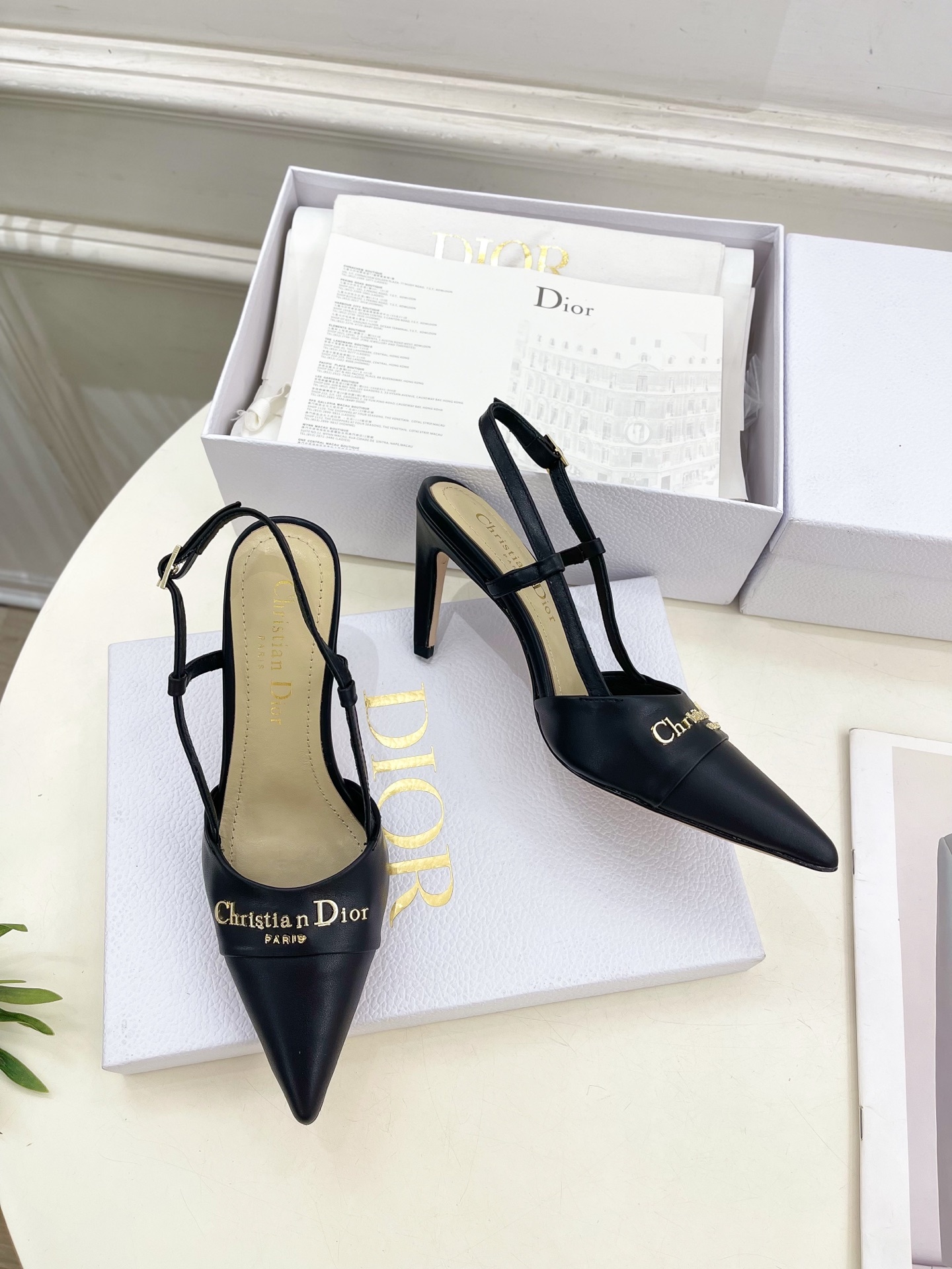 Dior | 迪奥 25𝐬𝐬
🧡💚2025春夏新品 顶级版本⚠️
专柜主打新款My Dior 尖