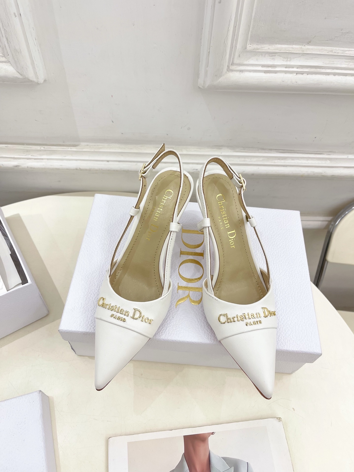 Dior | 迪奥 25𝐬𝐬
🧡💚2025春夏新品 顶级版本⚠️
专柜主打新款My Dior 尖