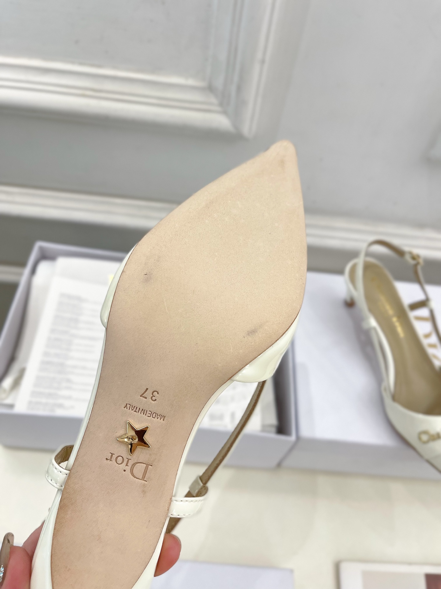 Dior |  迪奥  25𝐬𝐬 

🧡💚2025春夏新品 顶级版本⚠️
专柜主打新款My Dior 尖