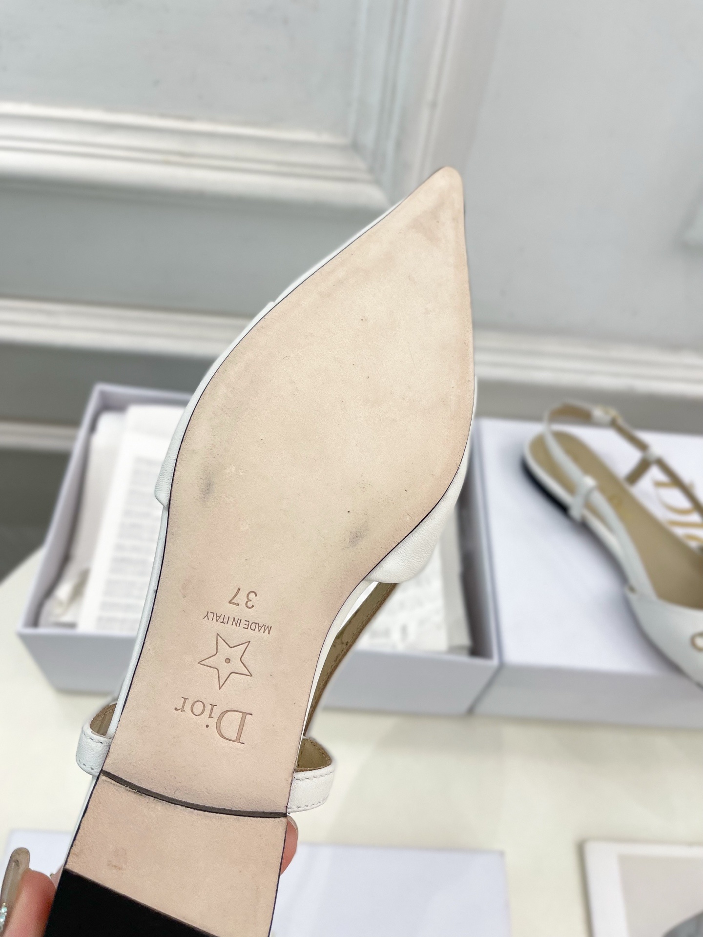 Dior | 迪奥 25𝐬𝐬
🧡💚2025春夏新品 顶级版本⚠️
专柜主打新款My Dior 尖