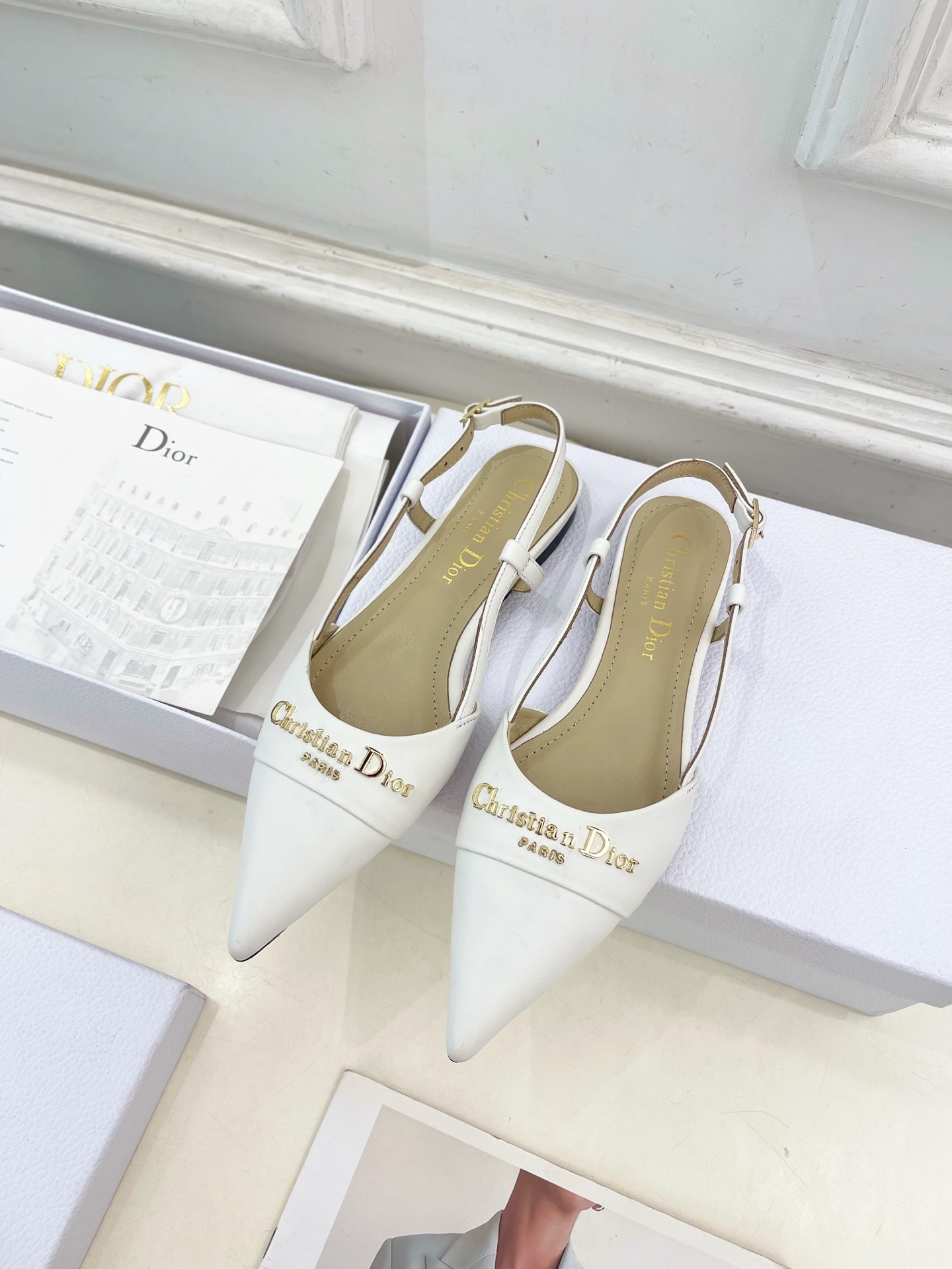 Dior | 迪奥 25𝐬𝐬
🧡💚2025春夏新品 顶级版本⚠️
专柜主打新款My Dior 尖