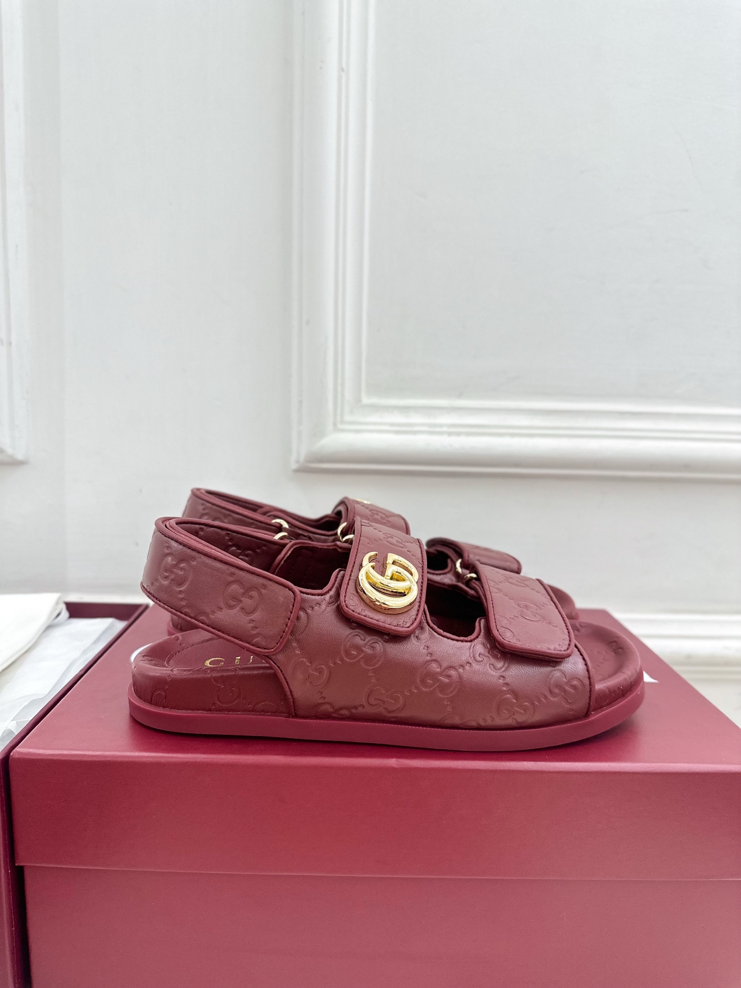 Gucci |  古驰  25𝐬𝐬 

⭐️   G家 主打系列终于面世，狠货值得期待！原有的经典 创造