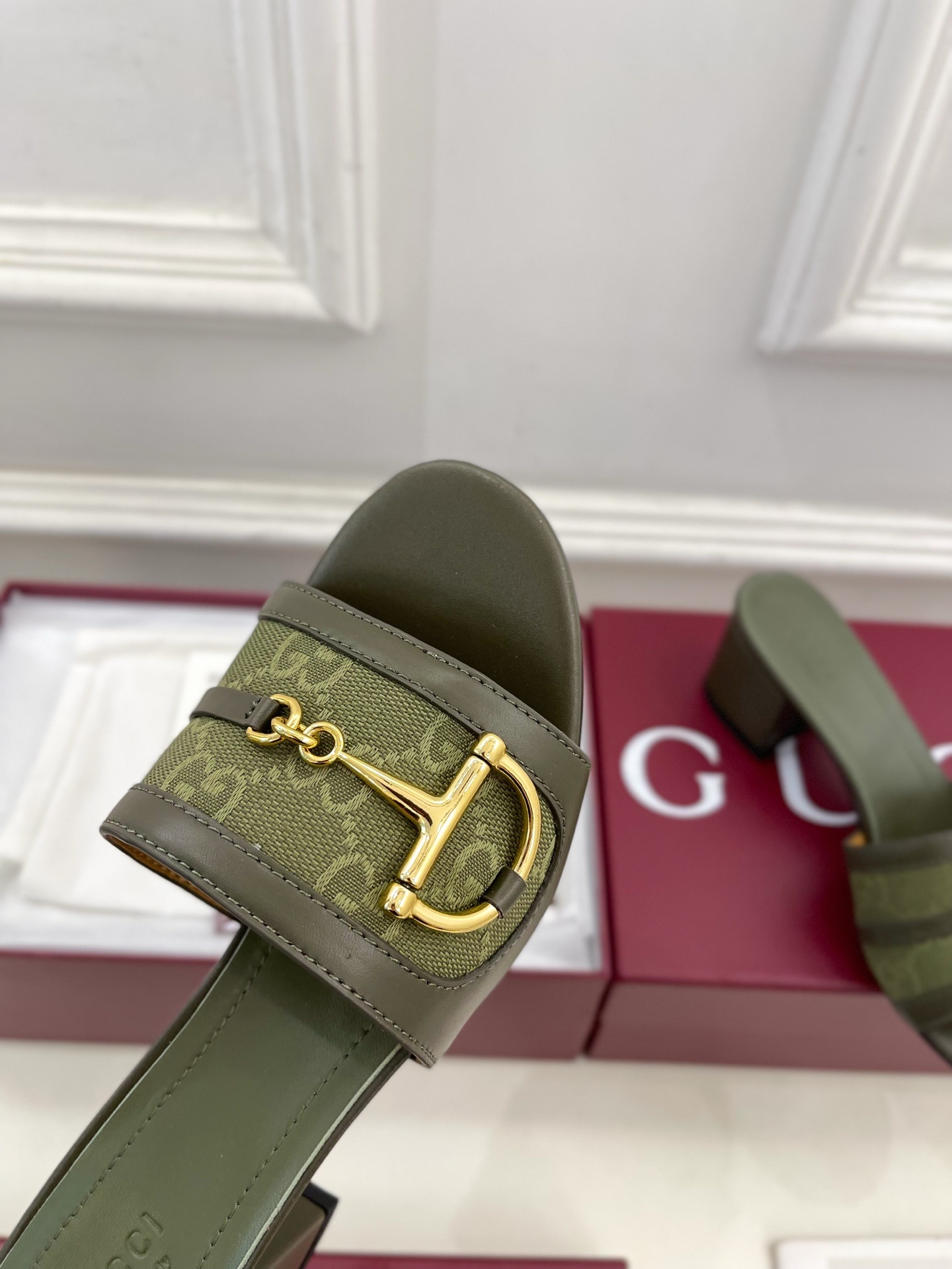 Gucci | 古驰 25𝐬𝐬
⭐️ G家 主打系列终于面世,狠货值得期待!原有的经典 创造