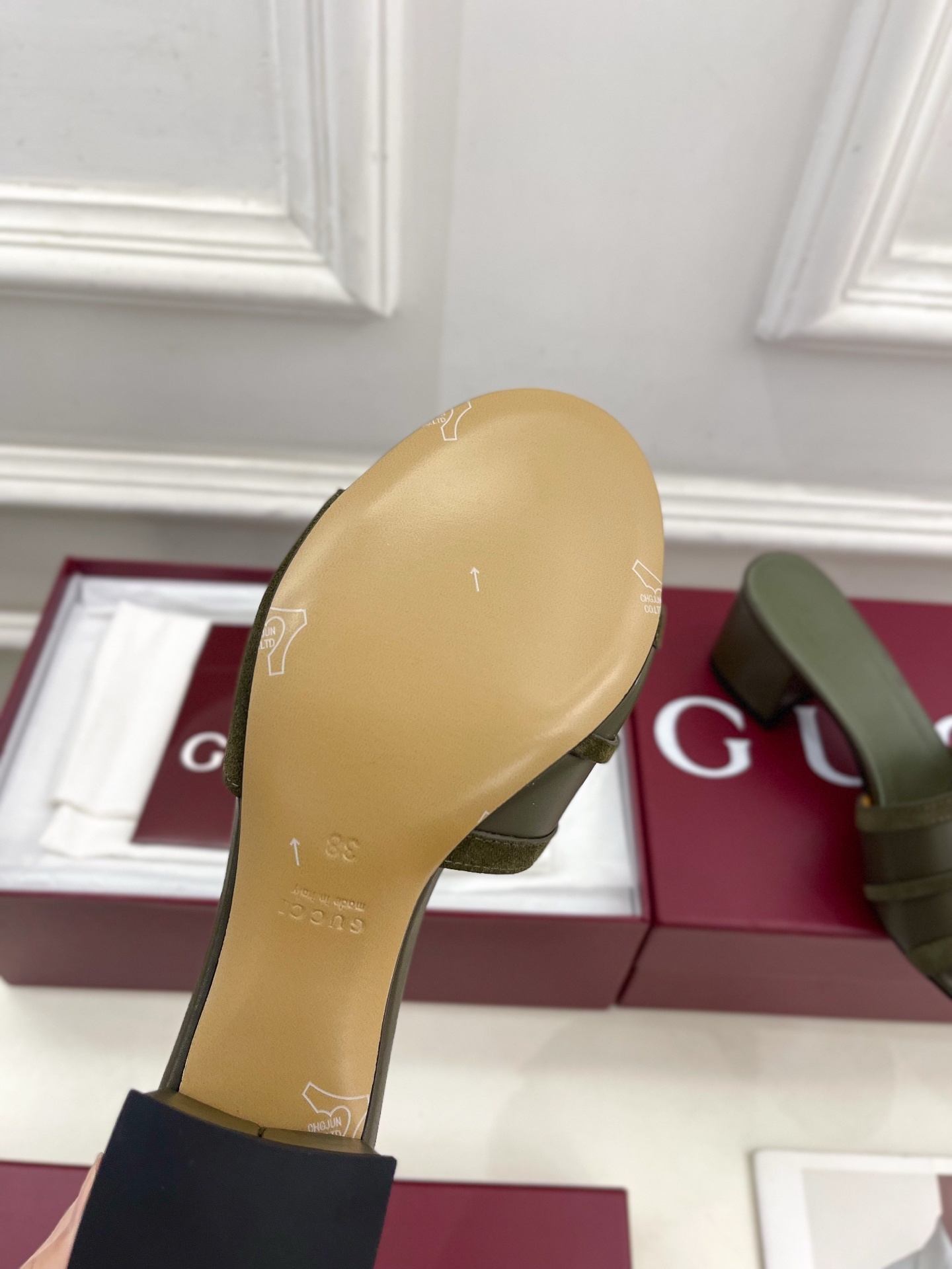 Gucci | 古驰 25𝐬𝐬
⭐️ G家 主打系列终于面世,狠货值得期待!原有的经典 创造