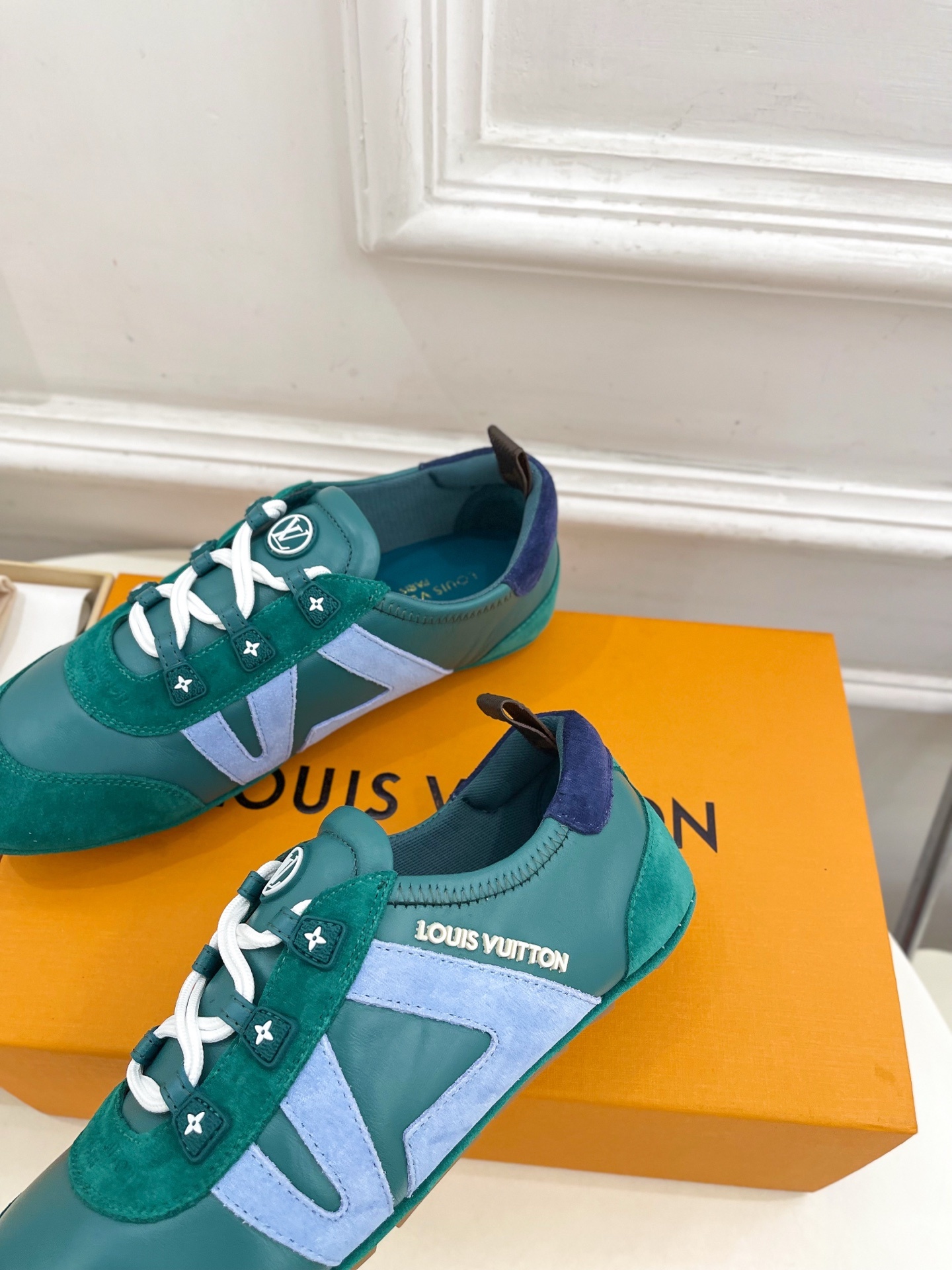 LV | 路易威登 25𝐬𝐬
🧡💚2025 春夏新款 顶级版本‼️原版一致
专柜主打最新款