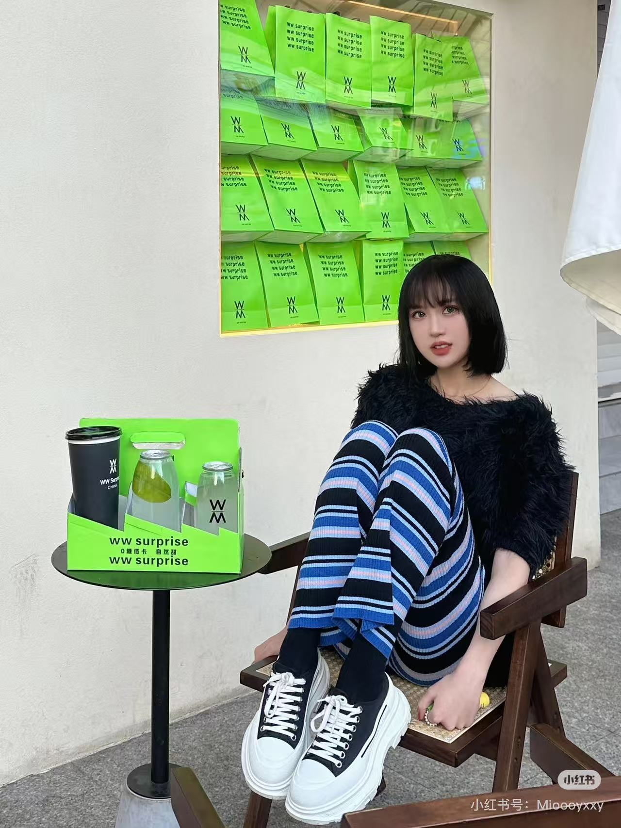 NO:403707,Foot pictures, casual shoes/sports shoes, sneakers19860909上脚图,休闲鞋/运动鞋,sneakers,Women's Shoes