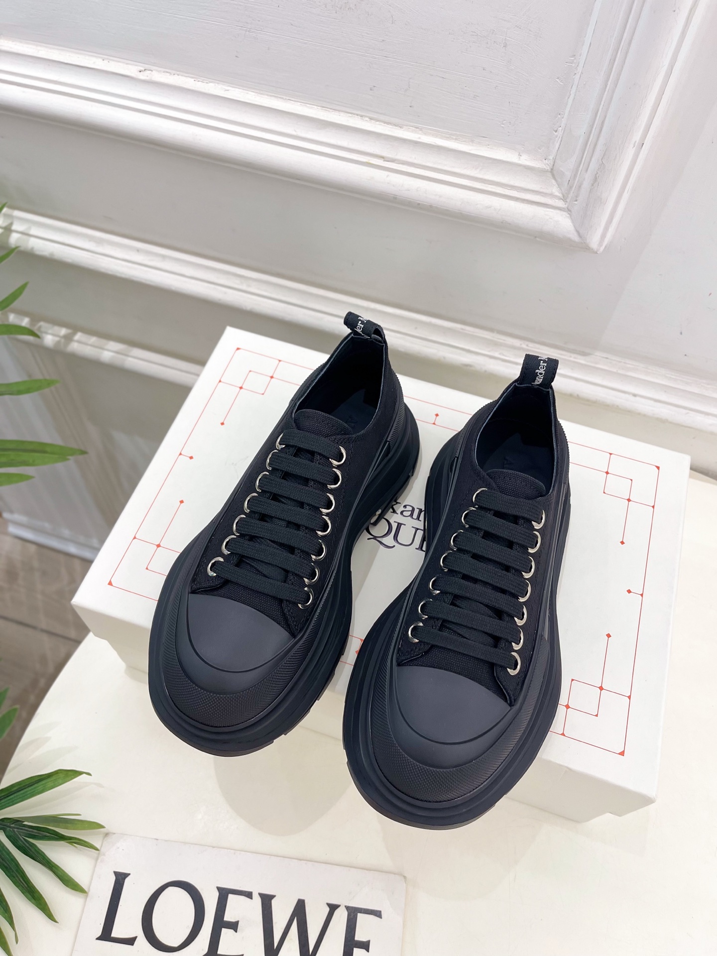 Alexander Mcqueen /麦昆 2025春夏新品 经典休闲厚底运动鞋 老爹鞋
———————