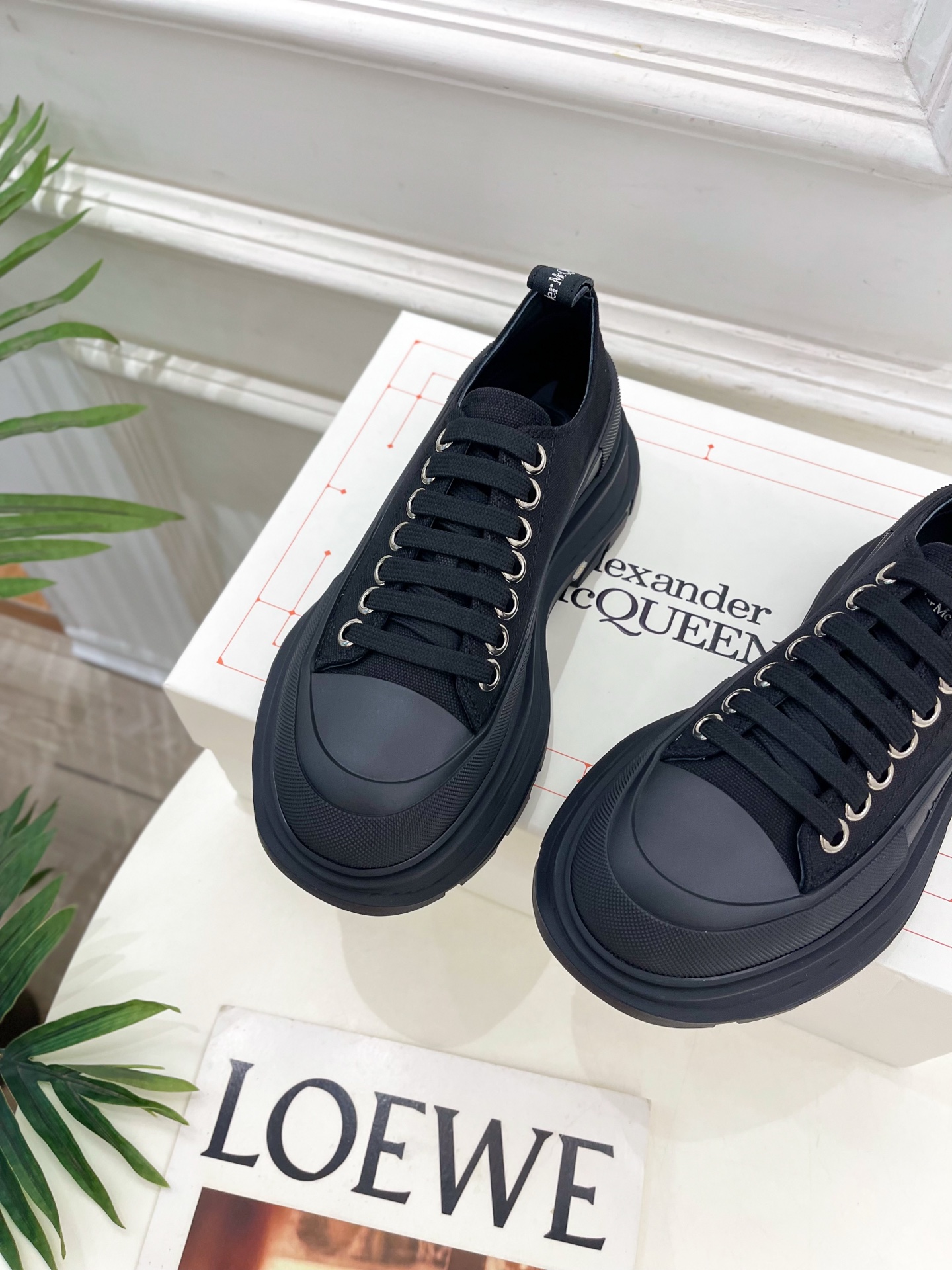 Alexander Mcqueen /麦昆 2025春夏新品 经典休闲厚底运动鞋 老爹鞋
———————