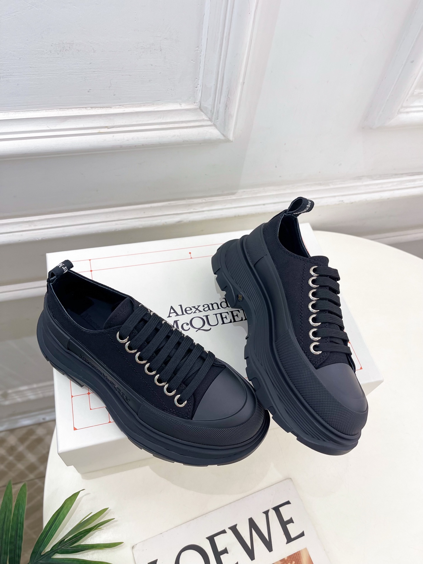 Alexander Mcqueen /麦昆 2025春夏新品 经典休闲厚底运动鞋 老爹鞋
———————