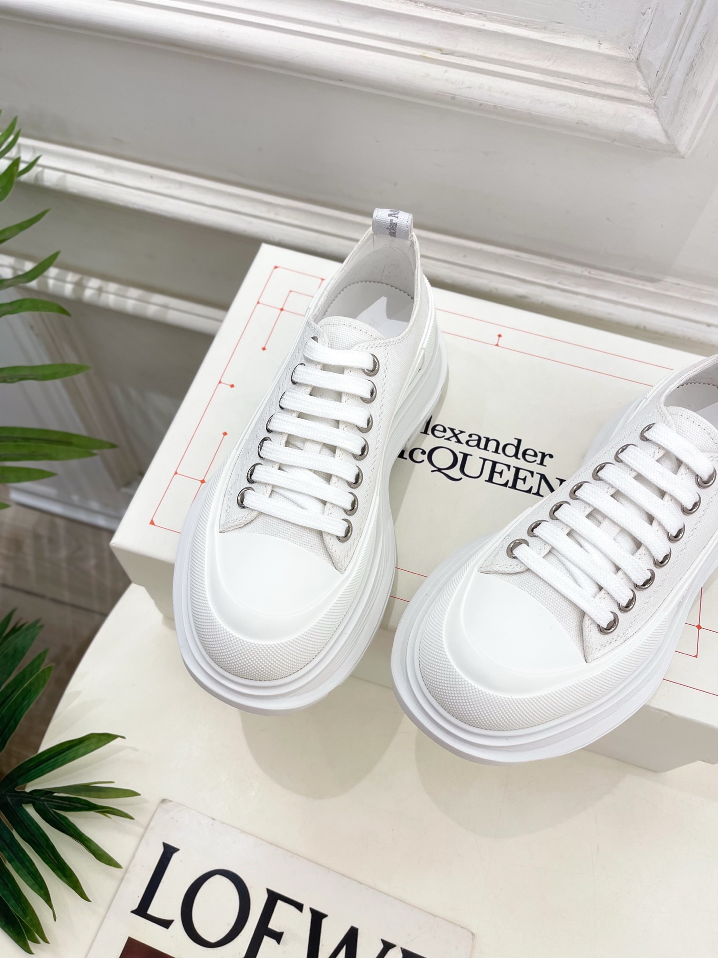Alexander Mcqueen /麦昆 2025春夏新品 经典休闲厚底运动鞋 老爹鞋
———————