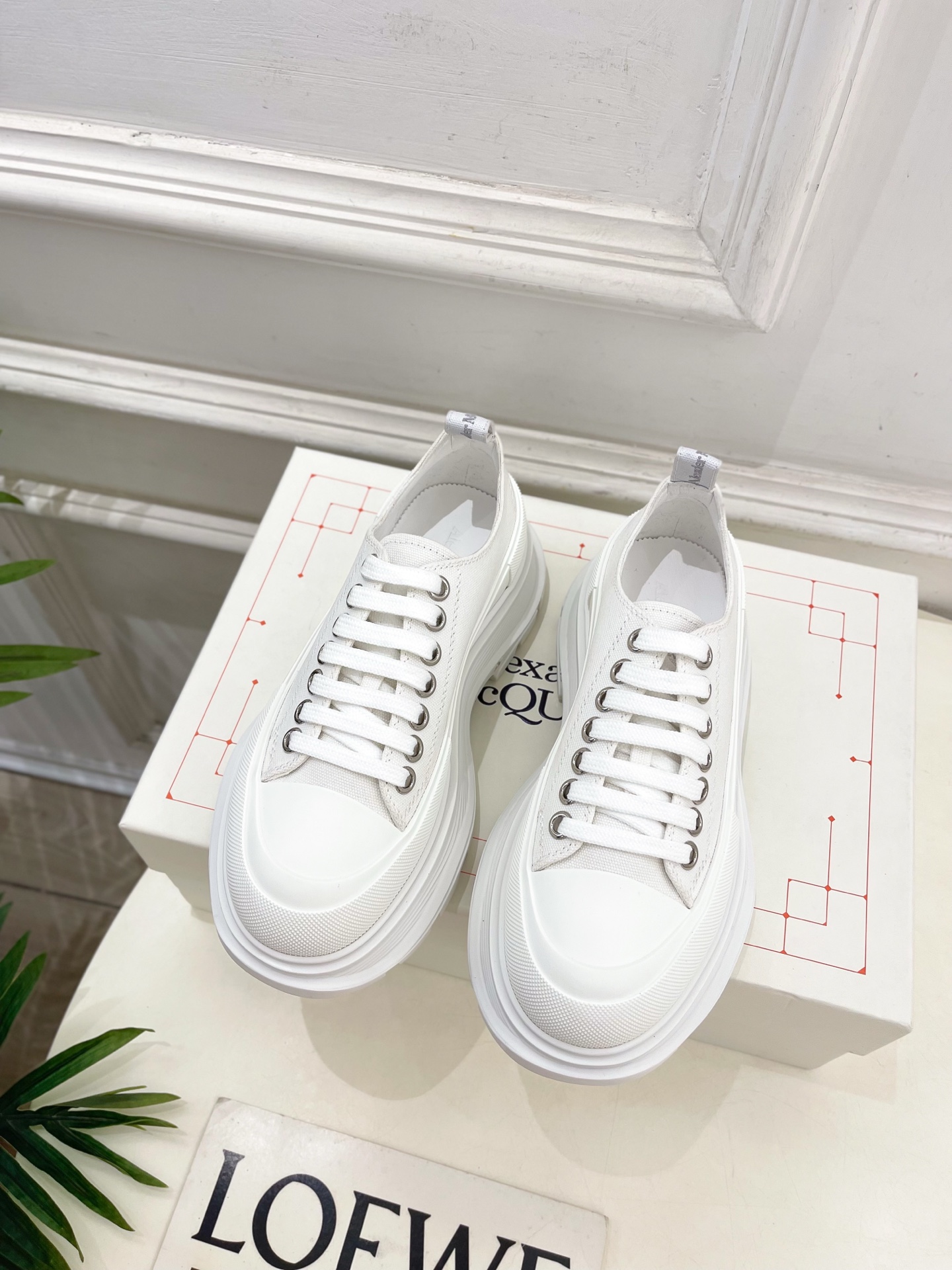 Alexander Mcqueen /麦昆 2025春夏新品 经典休闲厚底运动鞋 老爹鞋
———————