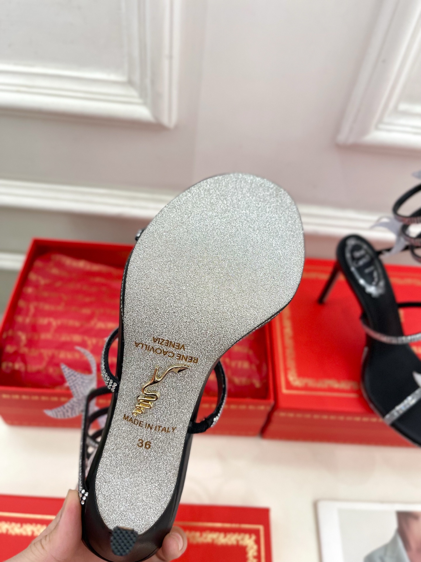 Rene Caovilla芮妮·乔薇拉 25ss最新RC蛇型缠绕CLEO五角星⭐️高跟凉鞋爆红系列，魅惑