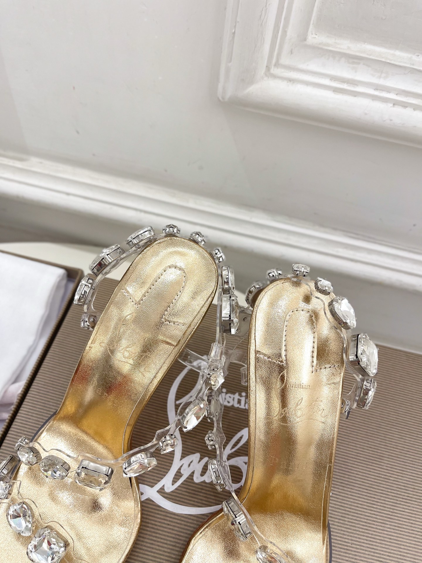 Christian Louboutin路铂廷CL 红底鞋 25ss最新JUST JEWEL透明带水晶钻高