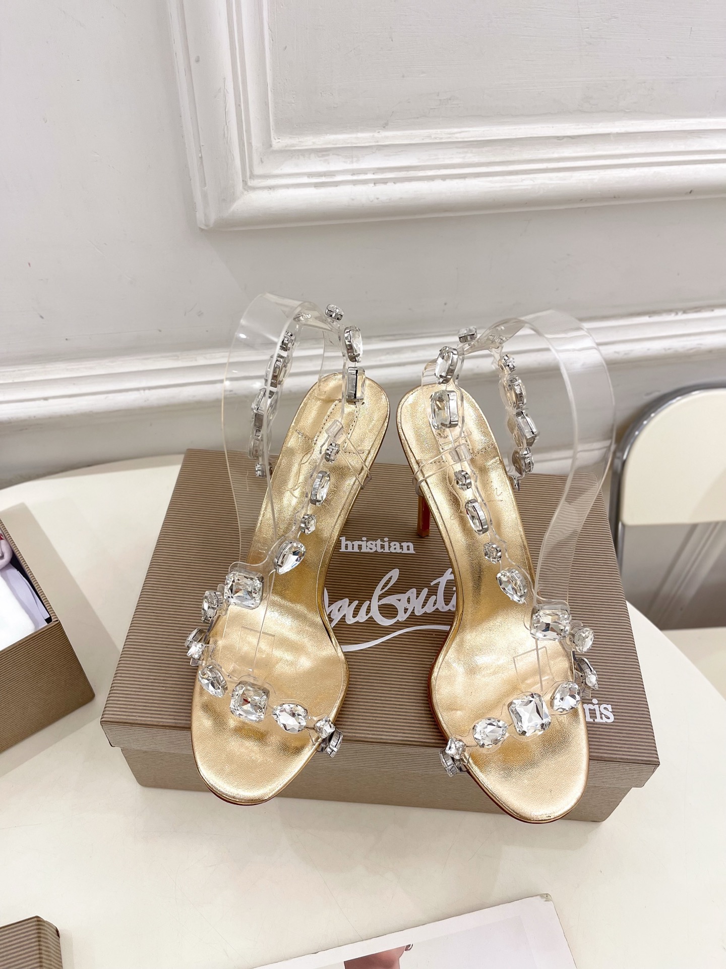 Christian Louboutin路铂廷CL 红底鞋 25ss最新JUST JEWEL透明带水晶钻高