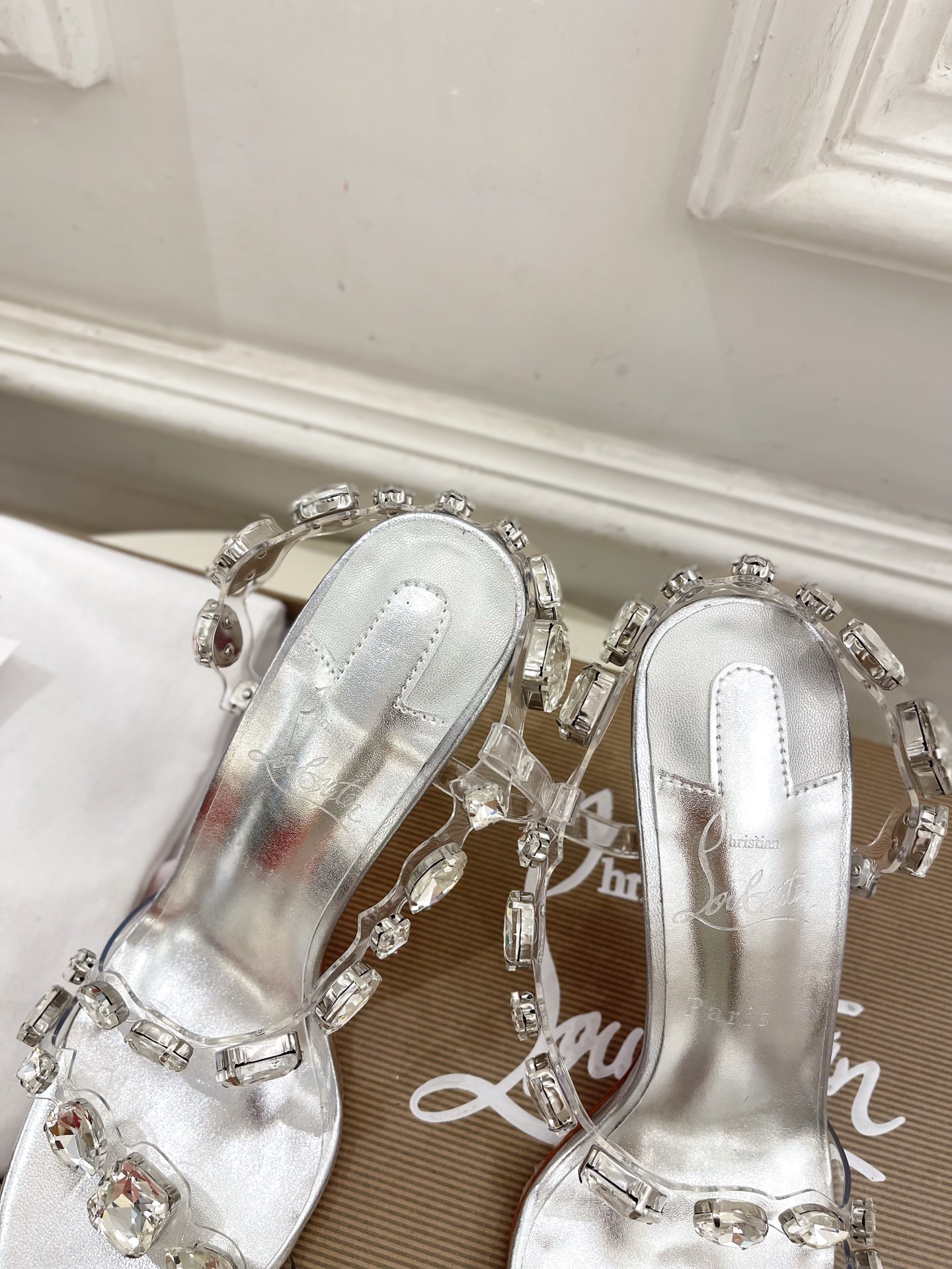 Christian Louboutin路铂廷CL 红底鞋 25ss最新JUST JEWEL透明带水晶钻高