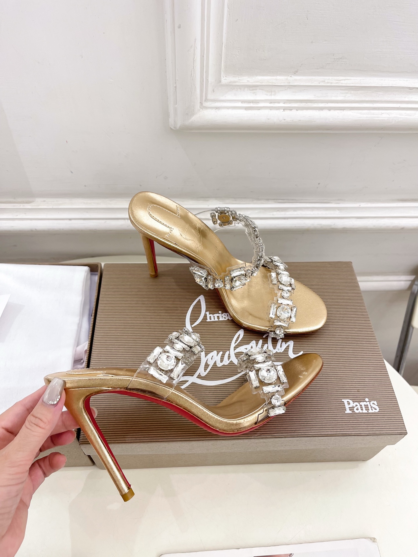 Christian Louboutin路铂廷CL 红底鞋 25ss最新JUST JEWEL透明带水晶钻高