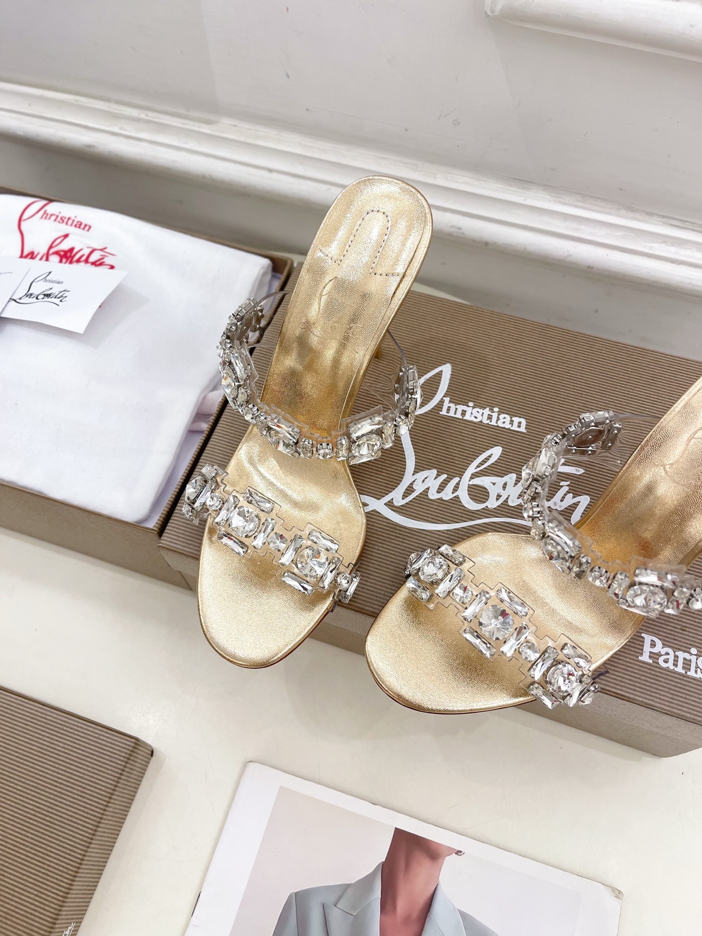 Christian Louboutin路铂廷CL 红底鞋 25ss最新JUST JEWEL透明带水晶钻高