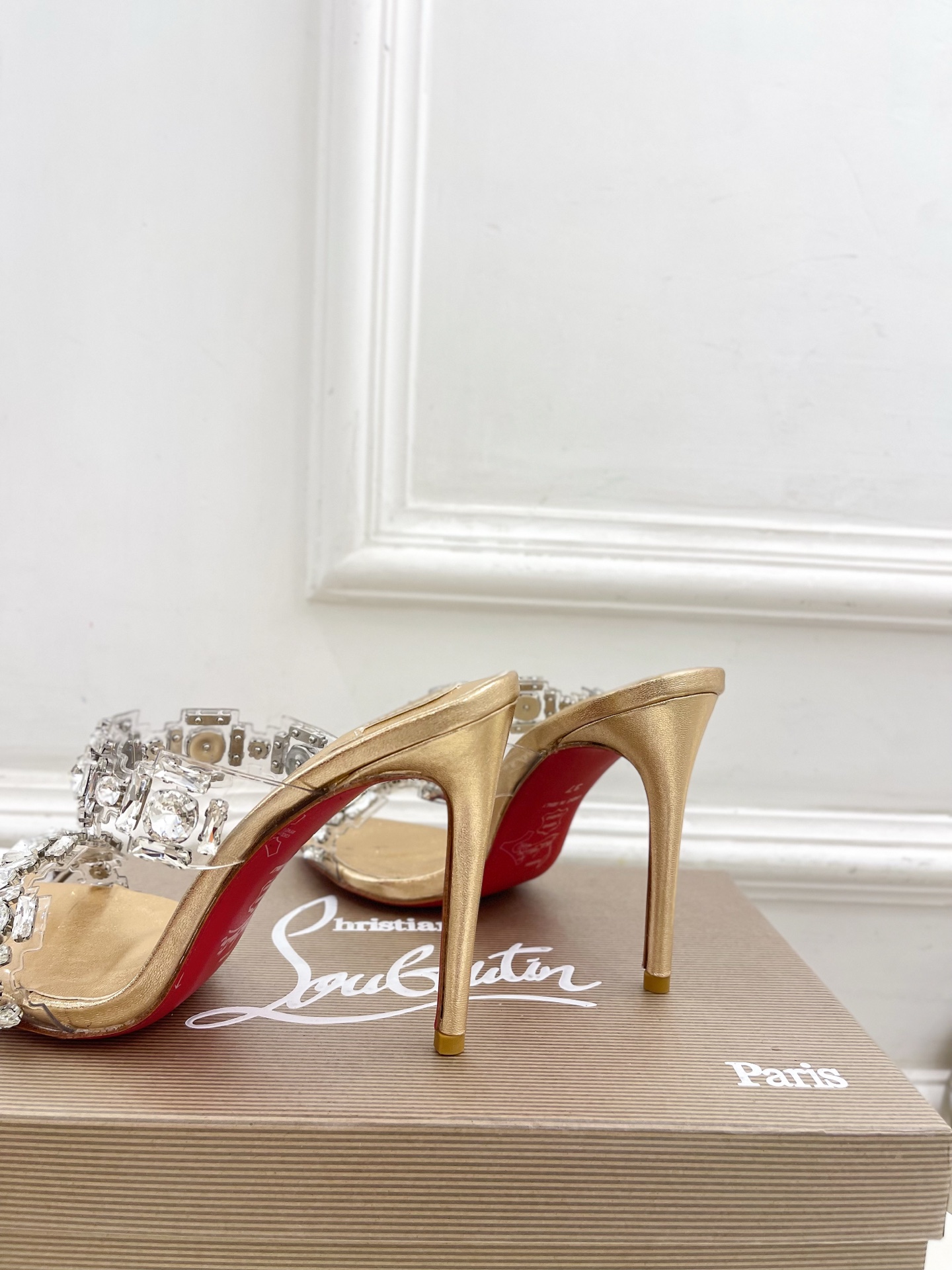 Christian Louboutin路铂廷CL 红底鞋 25ss最新JUST JEWEL透明带水晶钻高
